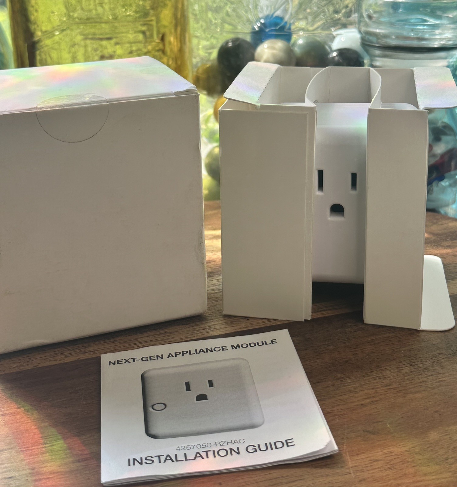 Centralite 4257050-RZHAC  Zigbee On/off Appliance Control Smart Switch Plug