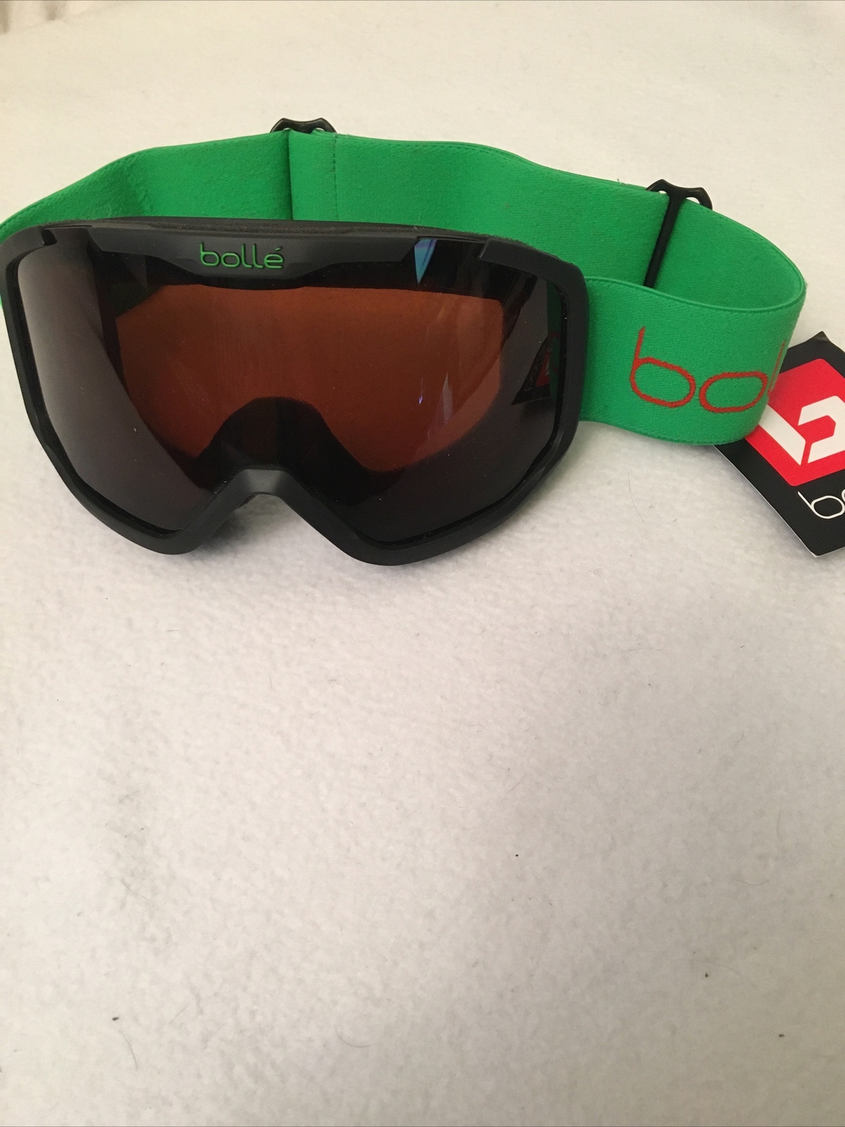 Bolle Rocket Ski Snowboard Goggles Rosy Bronze, Matte Black Bear, 6+ Year Green