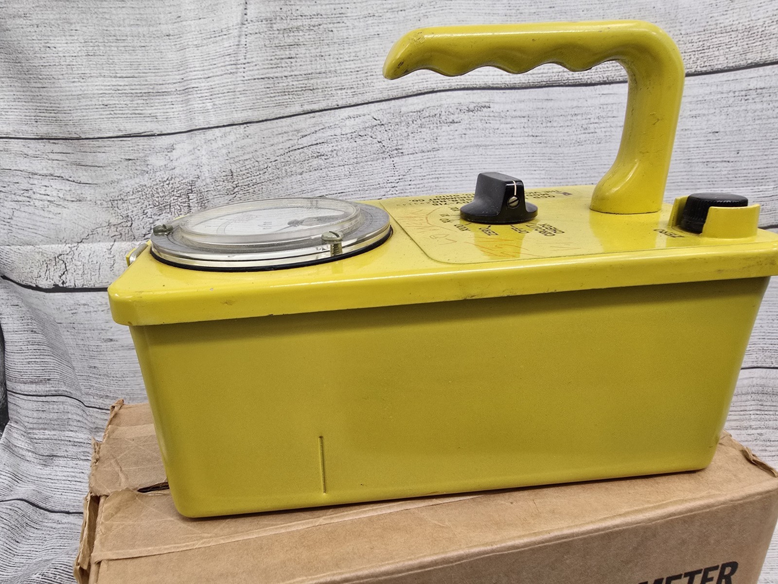 Non-Working, Lionel CD V-700 Model 6b Geiger Counter