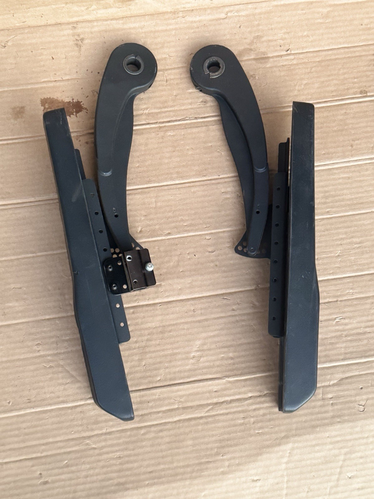 Quickie QM-710 Armrest Assembly With 16” Elbow Support Arm Pads