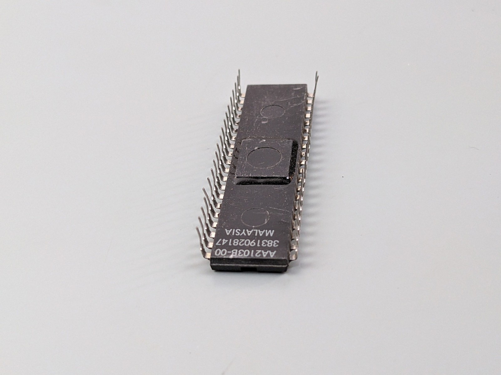 Western Digital WD8250B-00 UART IC, Programmable Communication