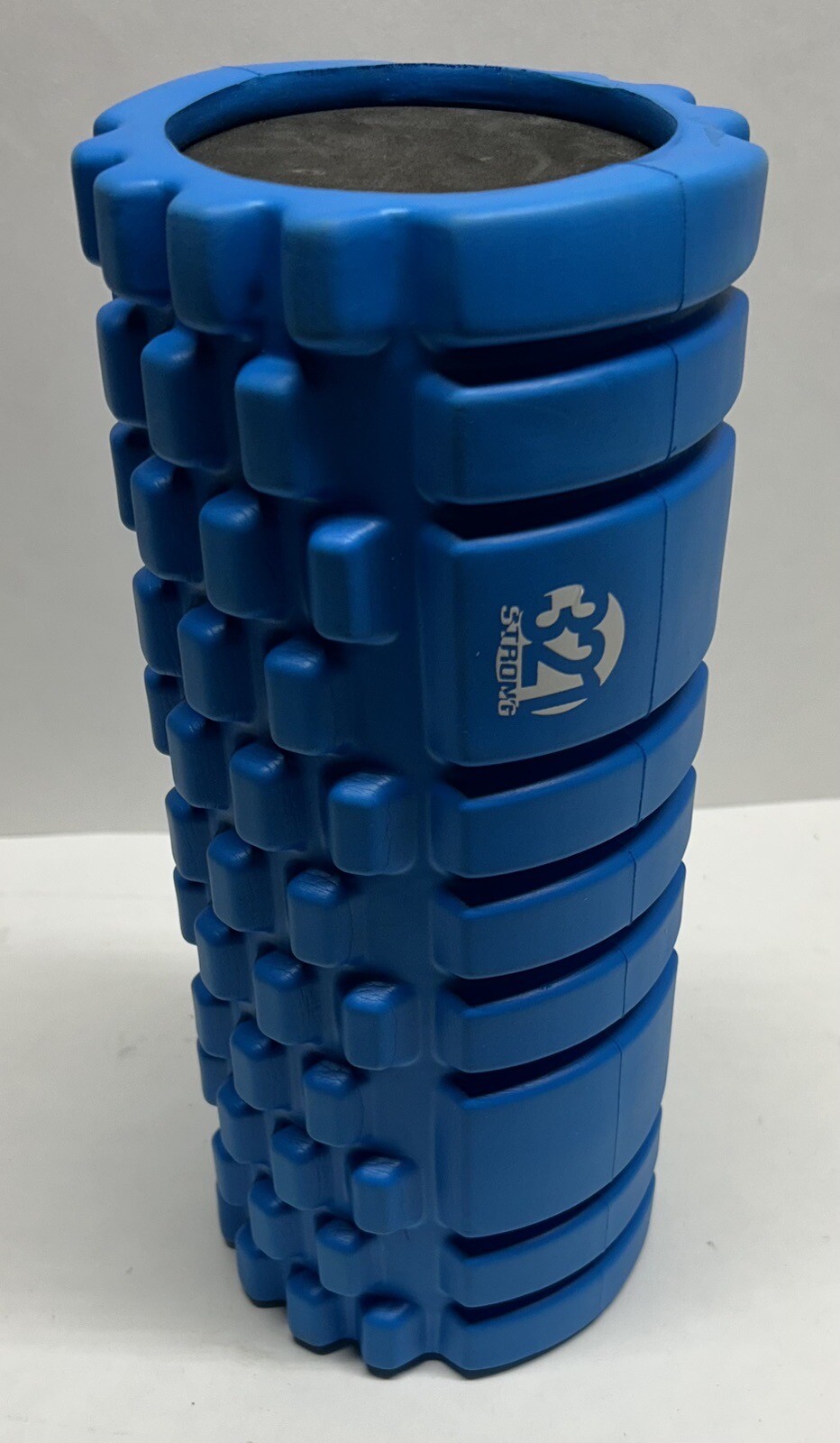 High Density Blue Foam Roller for Muscle Massage/Recovery - EUC