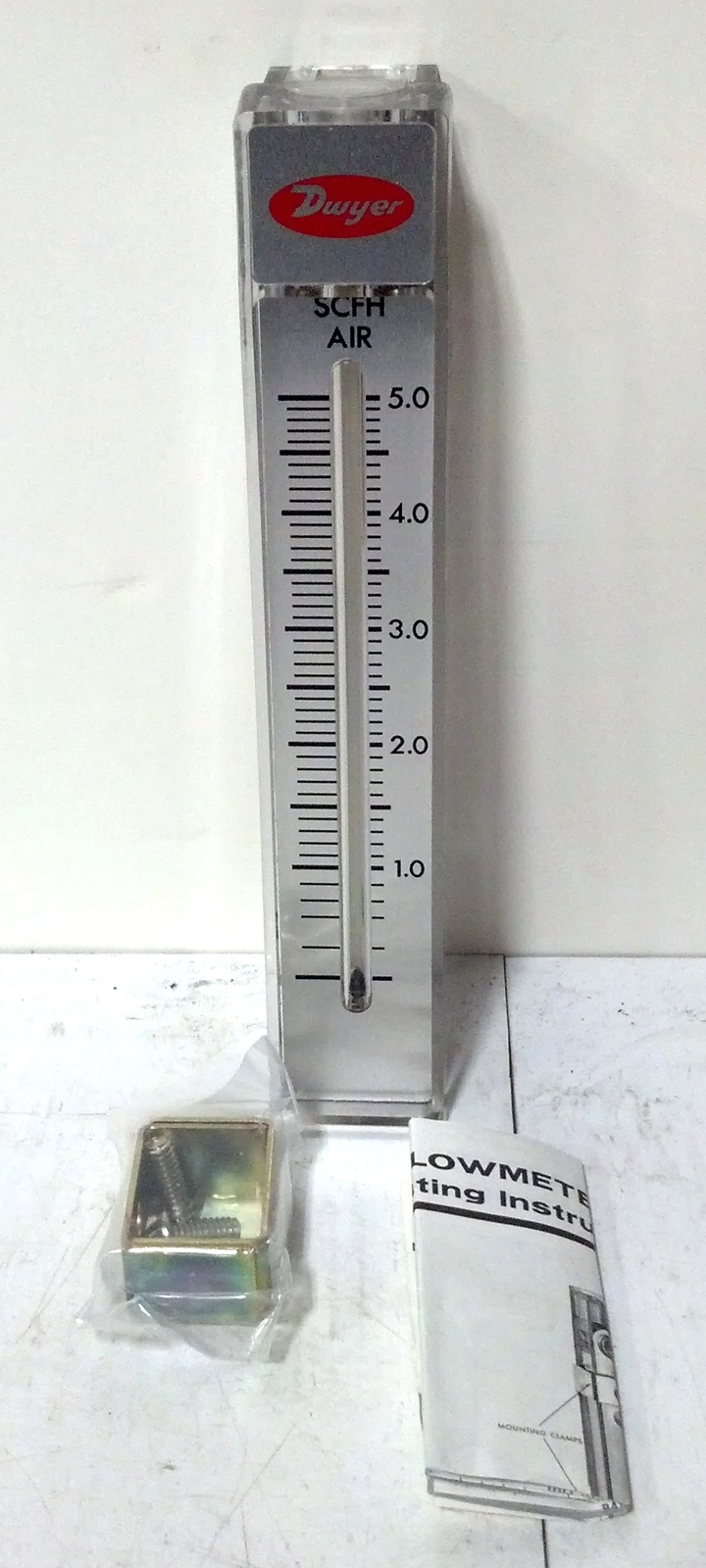 Dwyer RMB-49 0.5-5 SCFH Rate-Master Variable Area Flowmeter