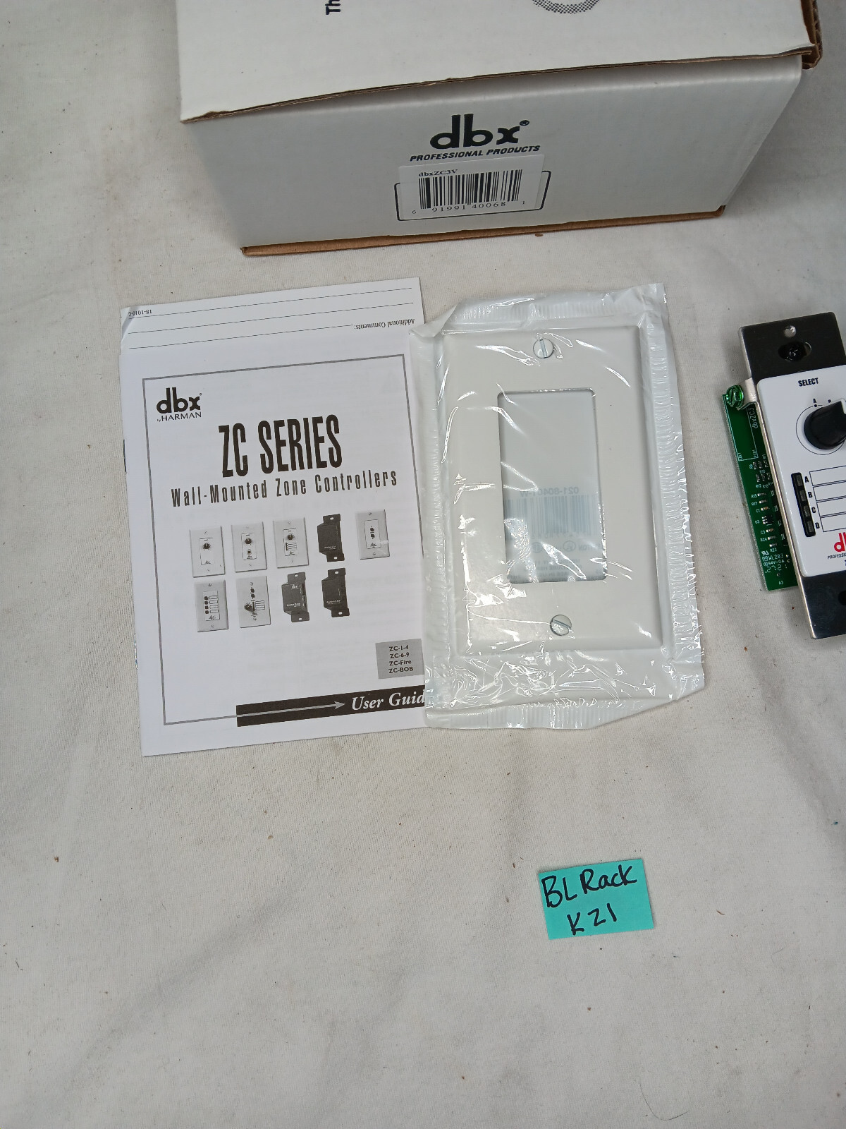 dbx ZC3 Wall Mount Zone Control DBXZC3V
