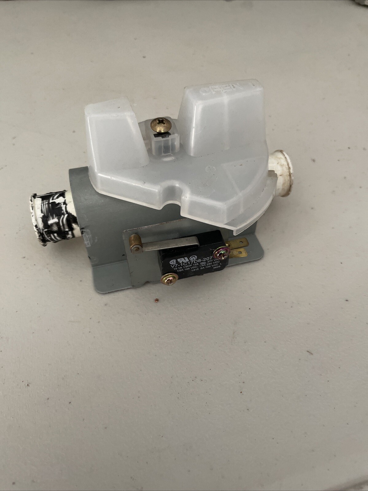 Hoshizaki Ball Valve 439293-01 With Switch V7-1C17D8-207