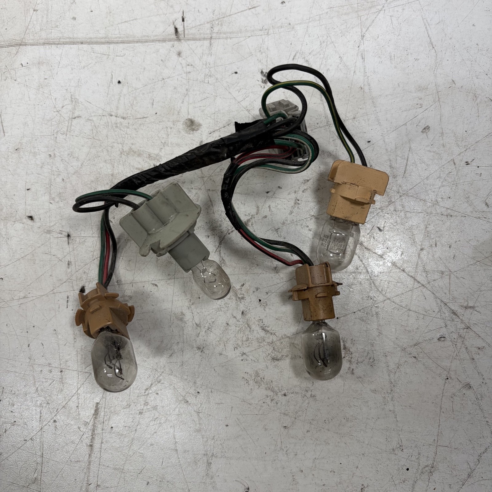99-01 Acura TL Left/Right Tail Light Socket & Wire Harness 33502-S0K-A01 OEM
