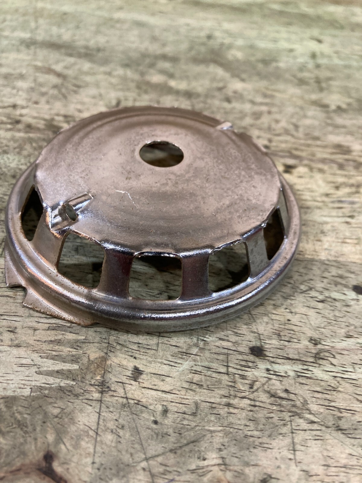 AFC Camp Master Lantern 1035 - Globe Rest - Rust inside