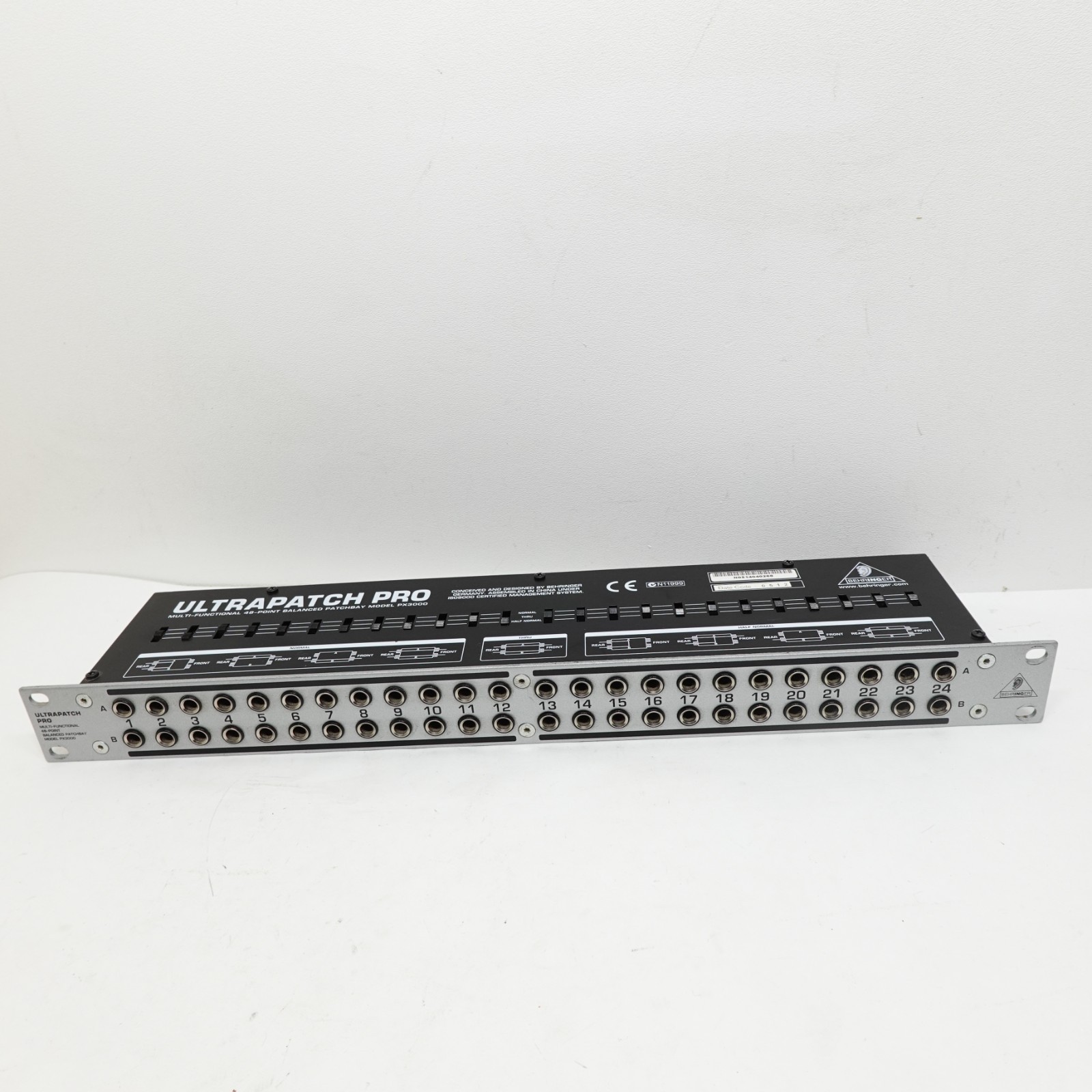 Ultrapatch Pro PX3000 3-Mods Multi-Functional 48-Point Balanced Patchbay