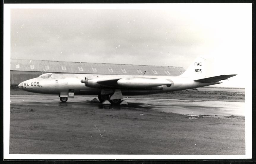 Photography English Electric Canberra Twin Jet Of The RAF, Kennu