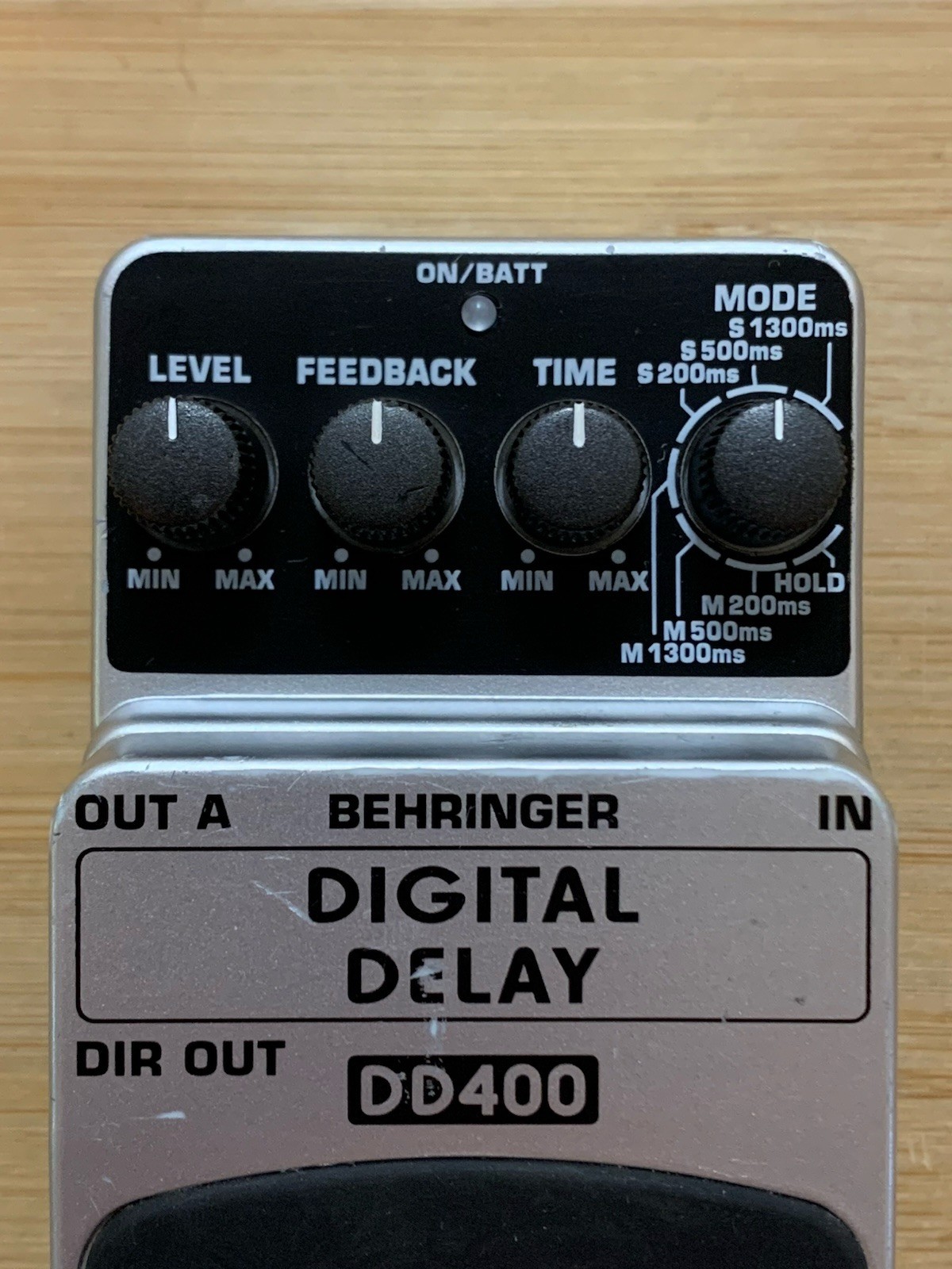 Behringer DD400 Digital Delay Guitar Pedal