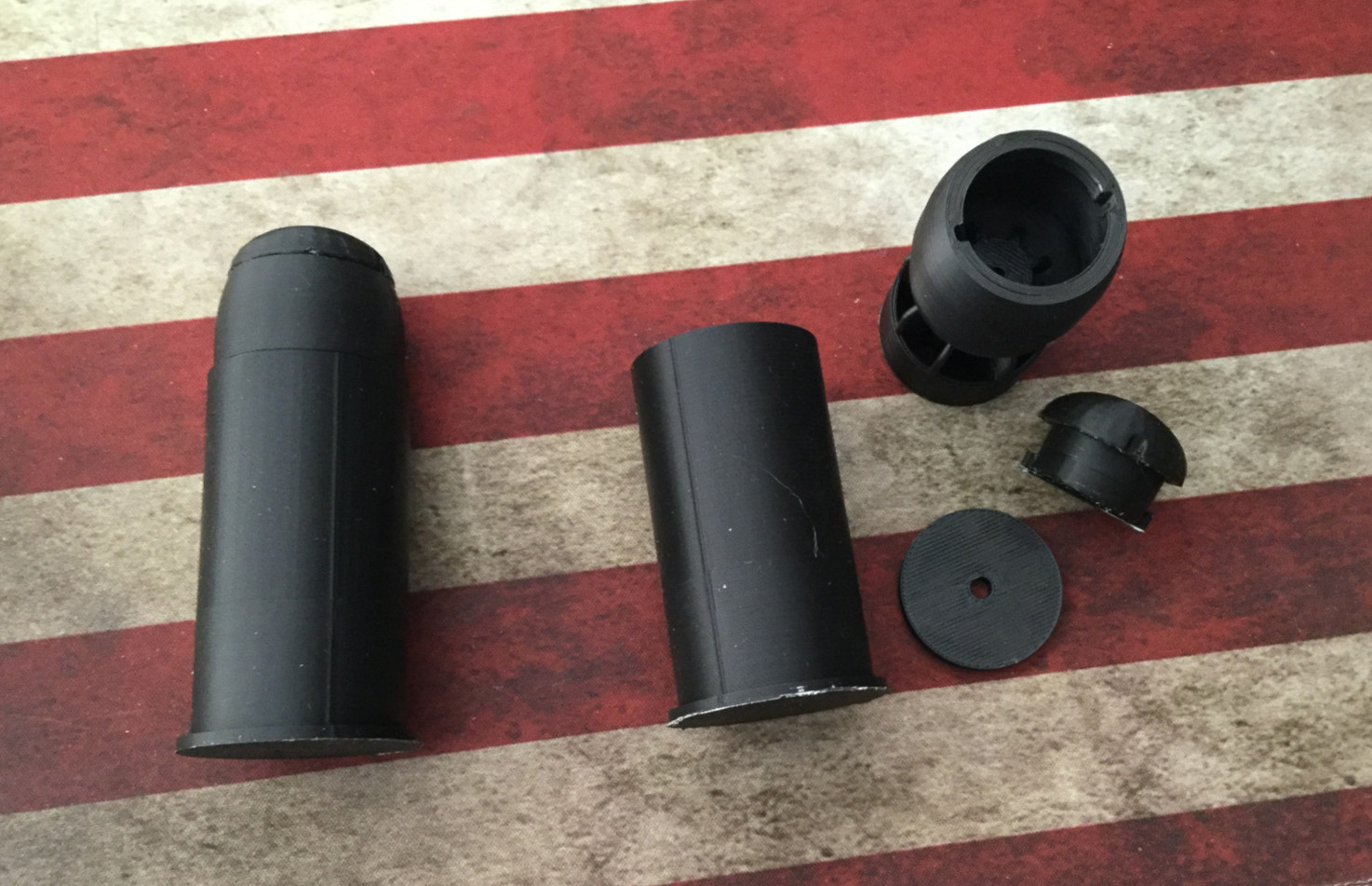 37mm practice / training  round with twist lock 4mm fuse hole 37 mm projectile