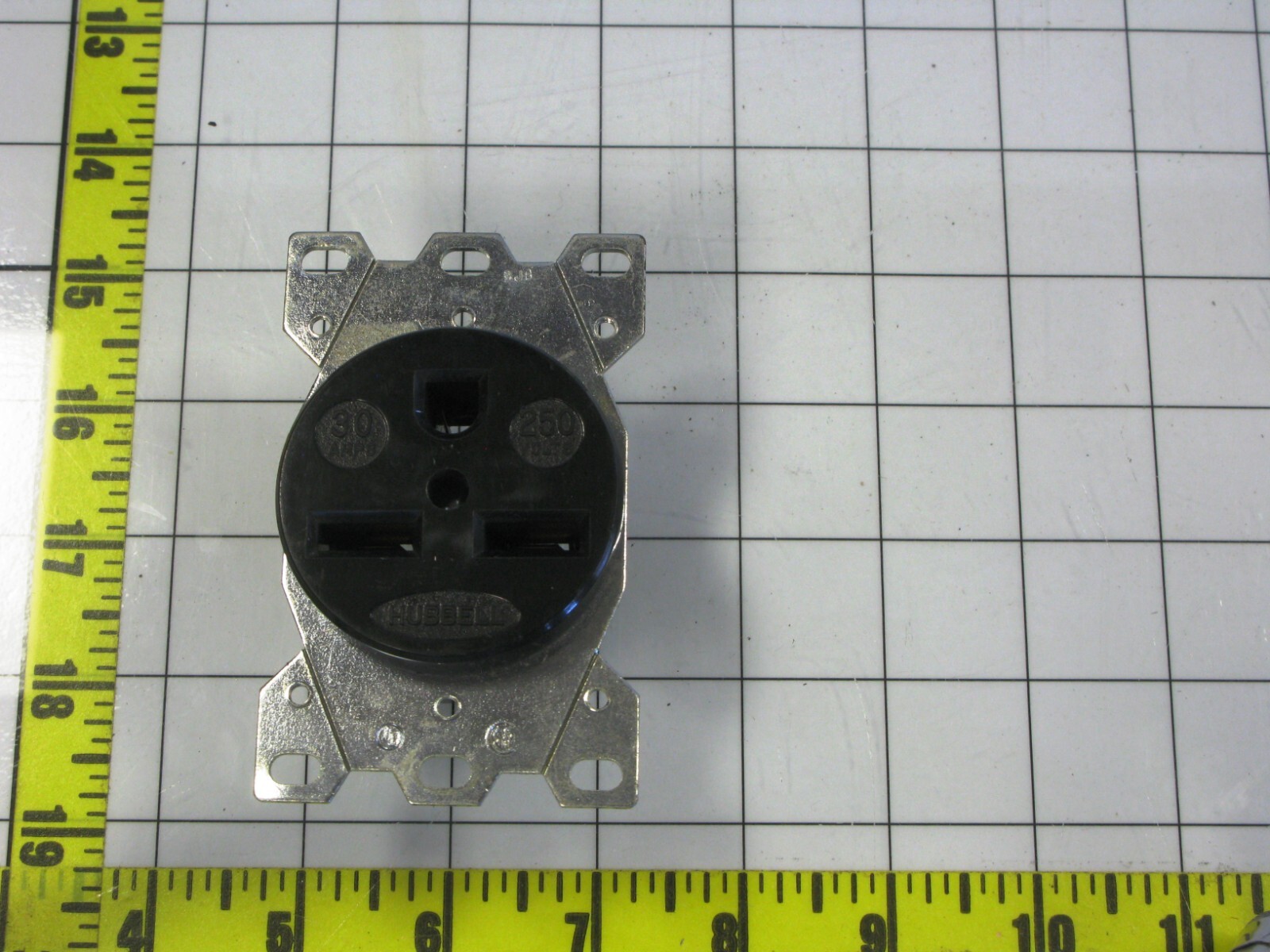 Hubbell Electrical Outlet Receptacle NEMA 6-30 30a 250v 2P 3W