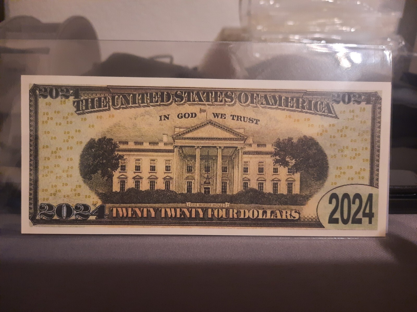 Set Of 4 Donald Trump 2024 & $100 Prank Fake Presidential Bills MAGA USA 45 47