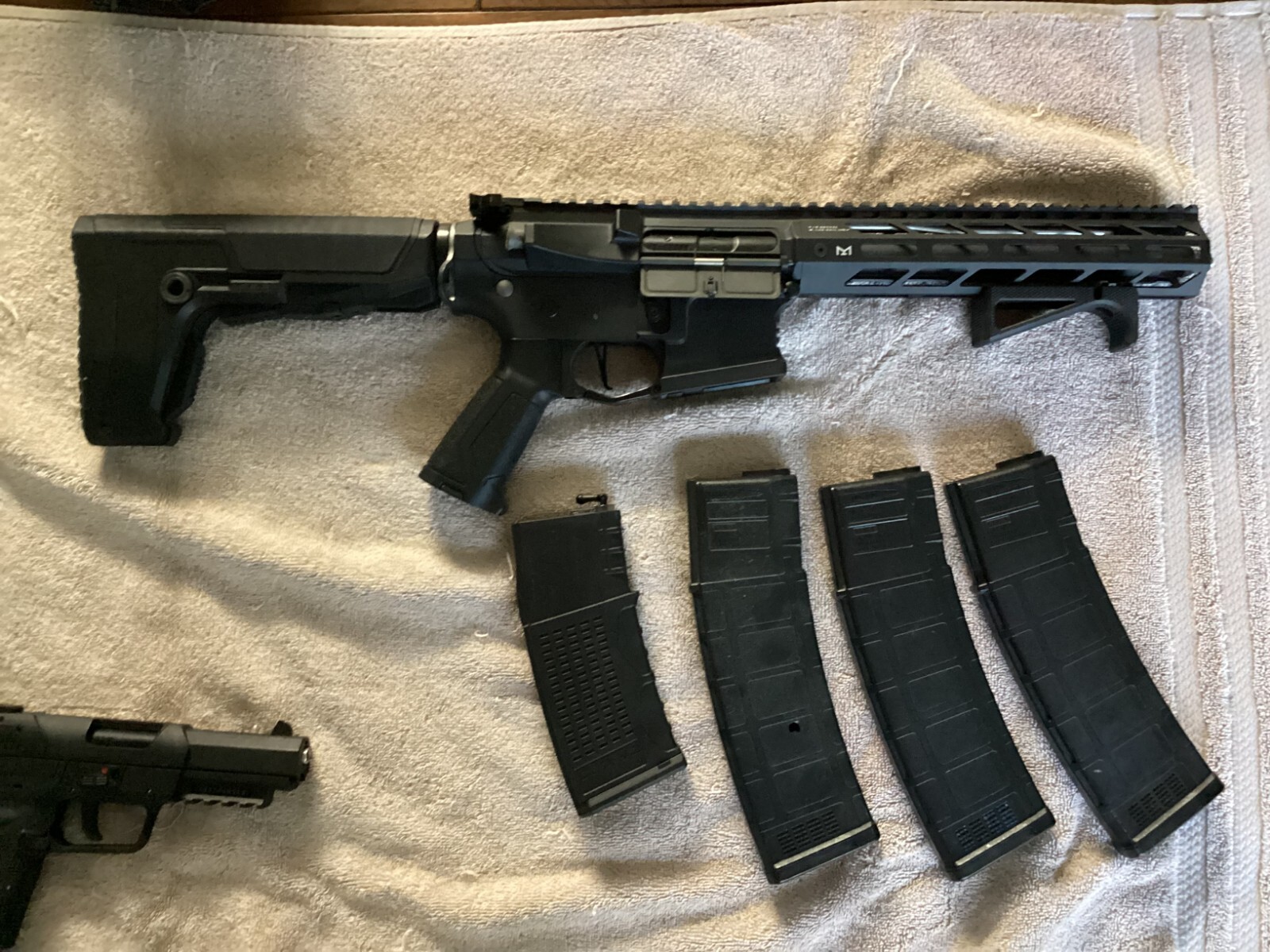 Airsoft M4 Pistols & Gear (G&G)