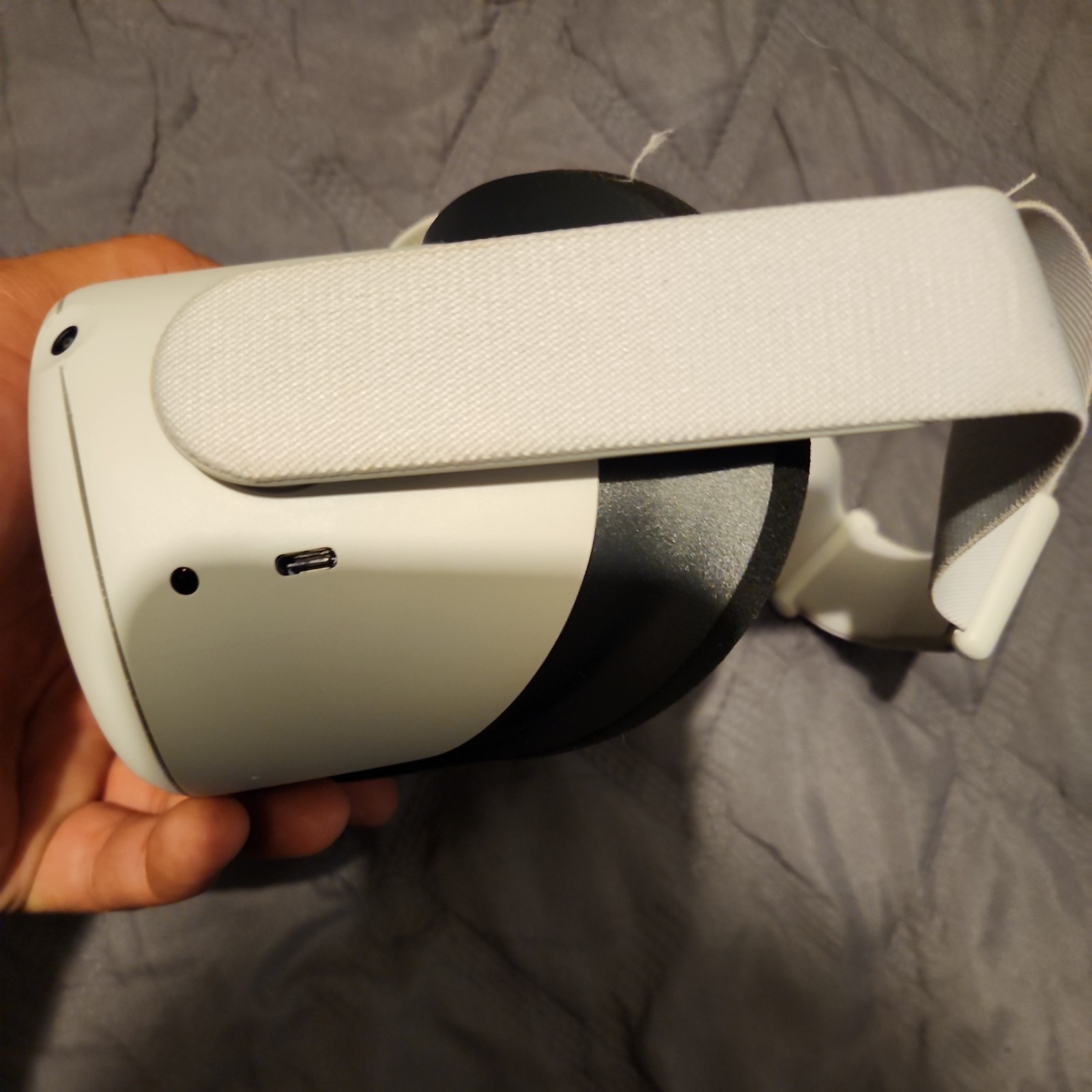 Meta Oculus Quest 2 128GB Standalone VR Headset - White HEADSET ONLY