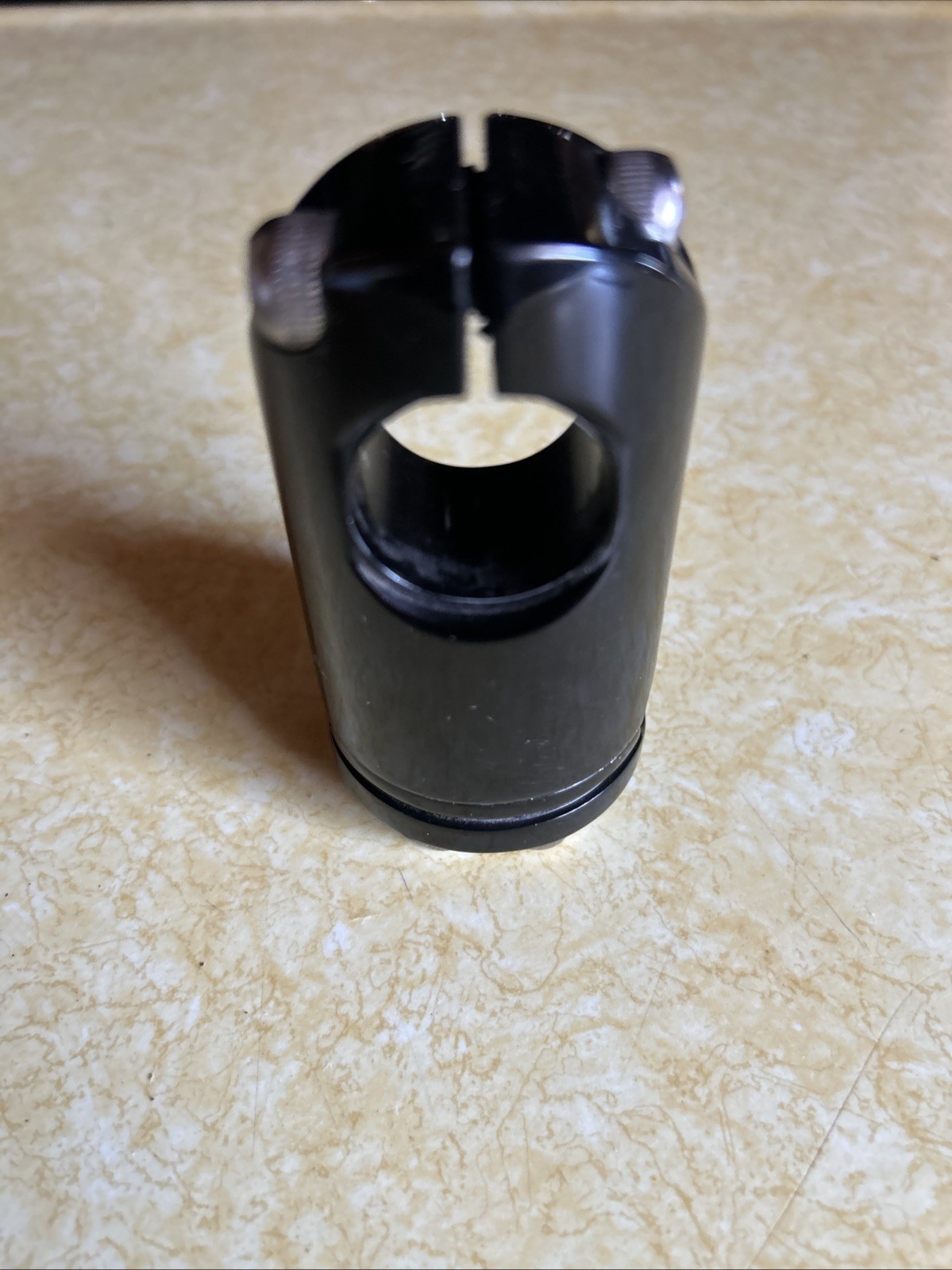 GT Piston Stem Neck Black 1-1/8” Threadless Mid School