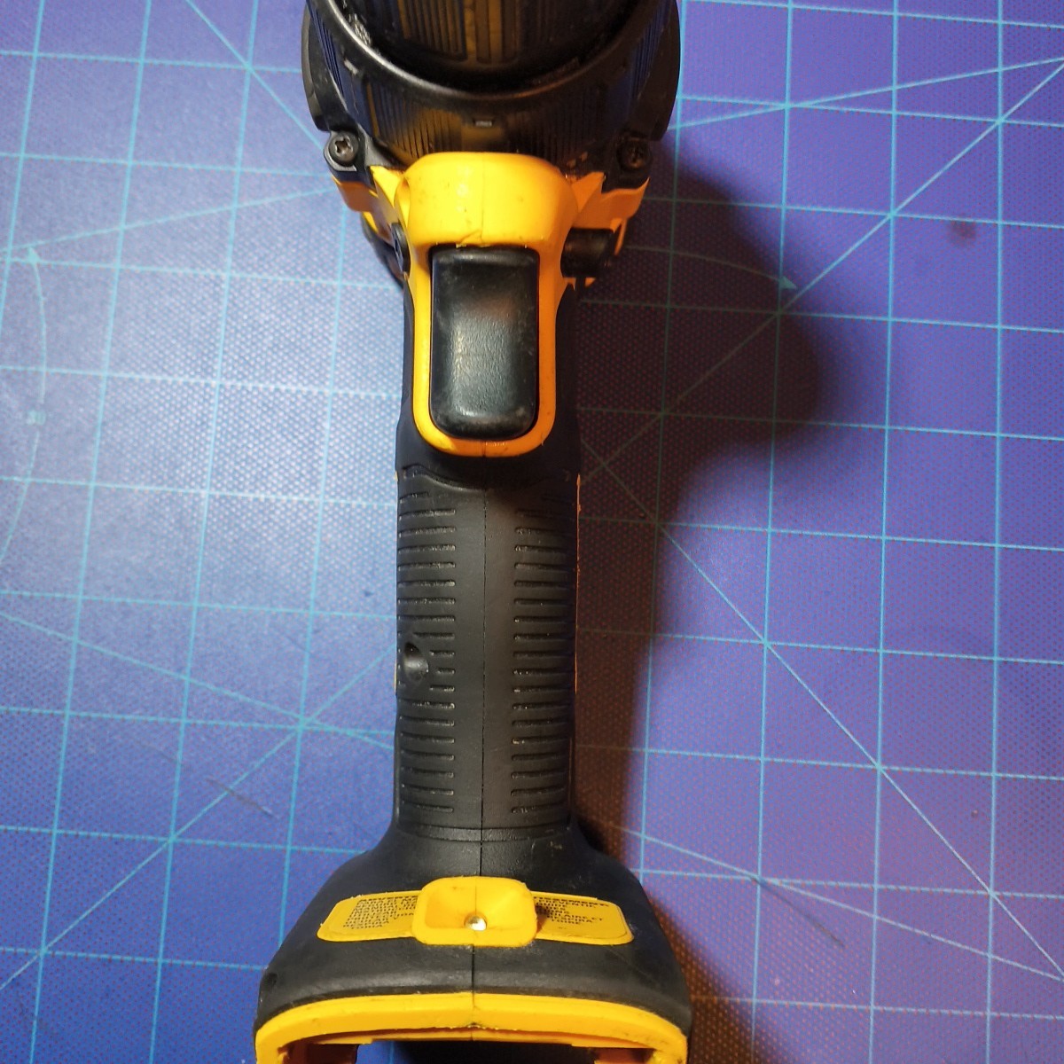 DEWALT DCD708 ATOMIC 20V MAX Brushless Cordless 1/2" Drill/Driver - Tool Only