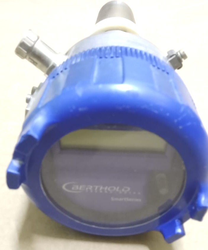 BERTHOLD LB414-1A-00-11-01-01100 56927-C0199 DENSITY DETECTOR WITH HOLDER USED