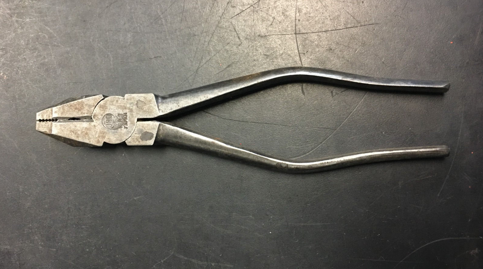 JSB No. 400-7, 7.5" Linesman Pliers, Japan, VINTAGE