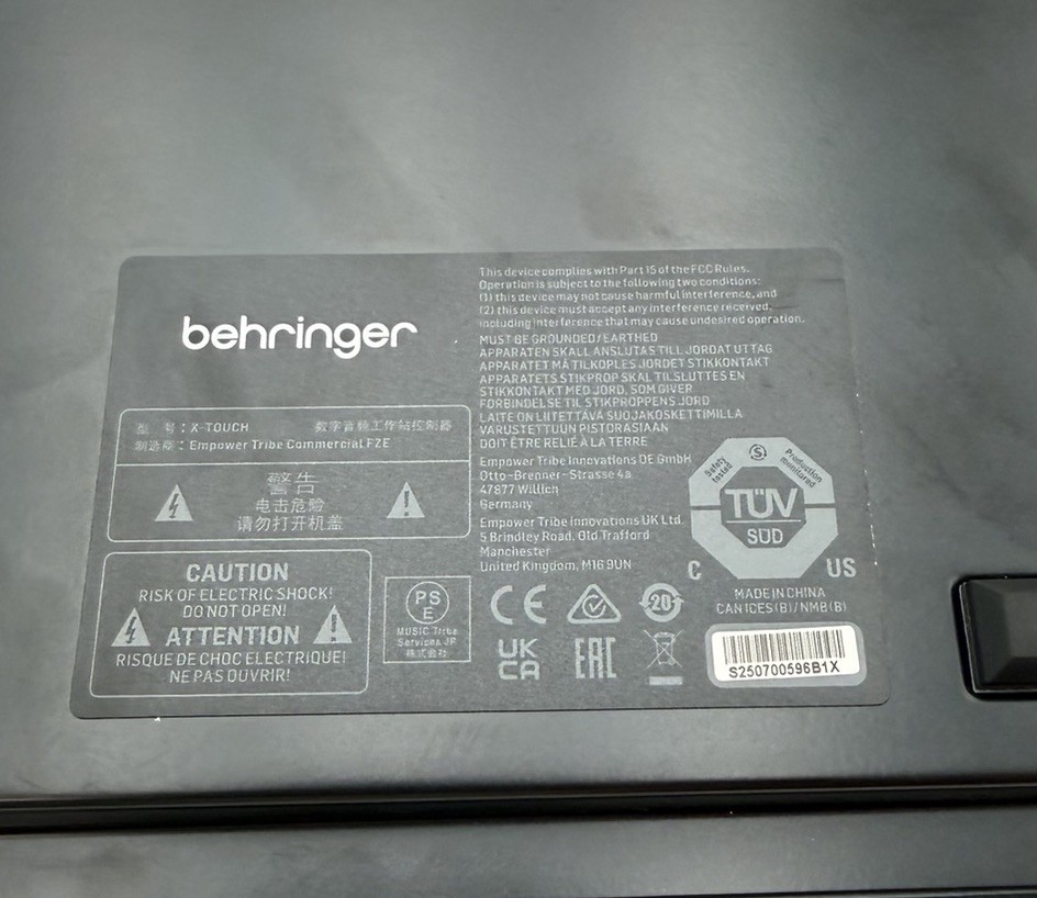 Behringer X-TOUCH 8 Channel USB/MIDI Universal Control Surface- For Parts