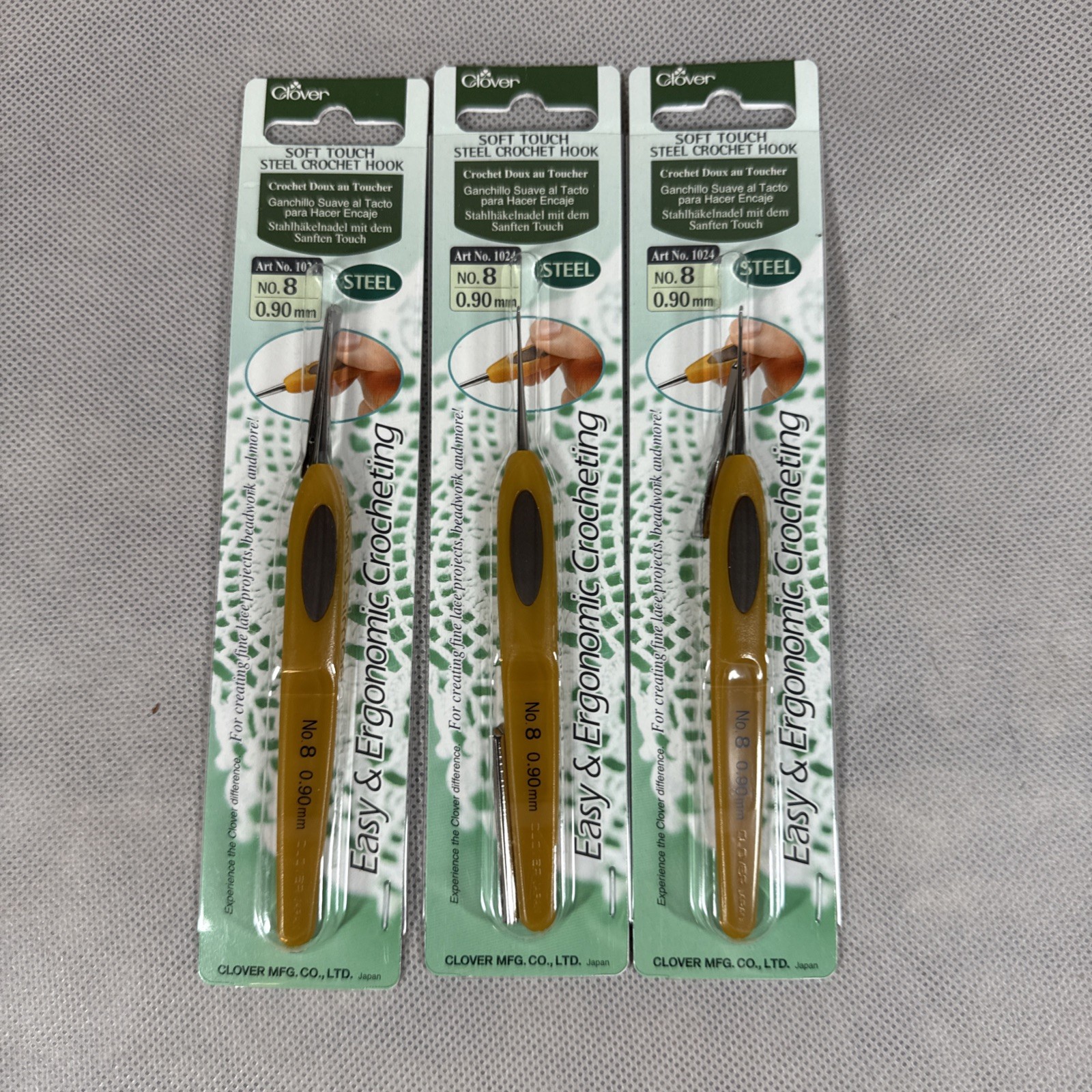 3 Clover Steel Crochet Hook: Soft Touch, 0.90mm L4