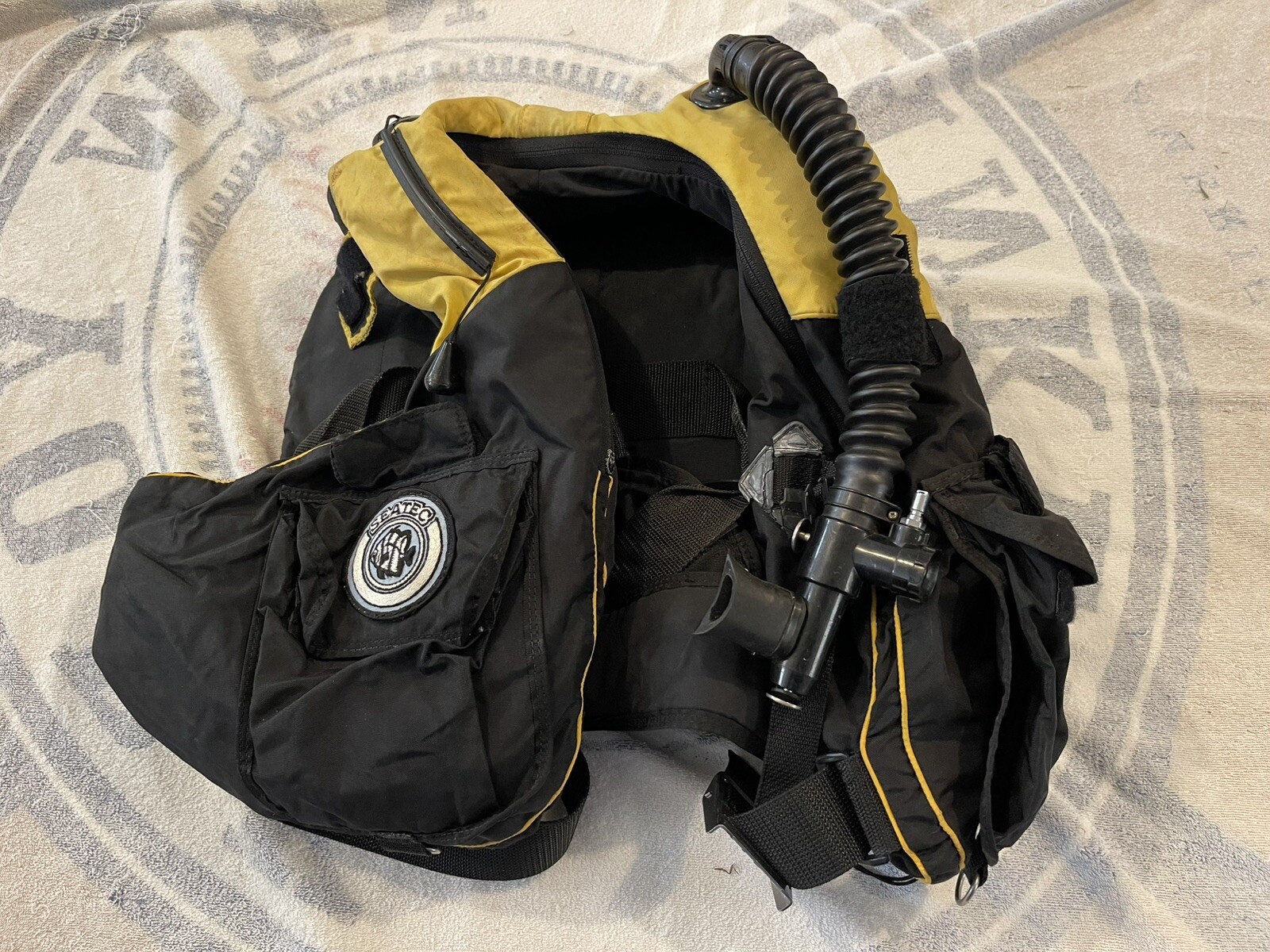 Vintage Seatec Diving Vest Scuba Diving Buoyancy Yellow/Black - Medium