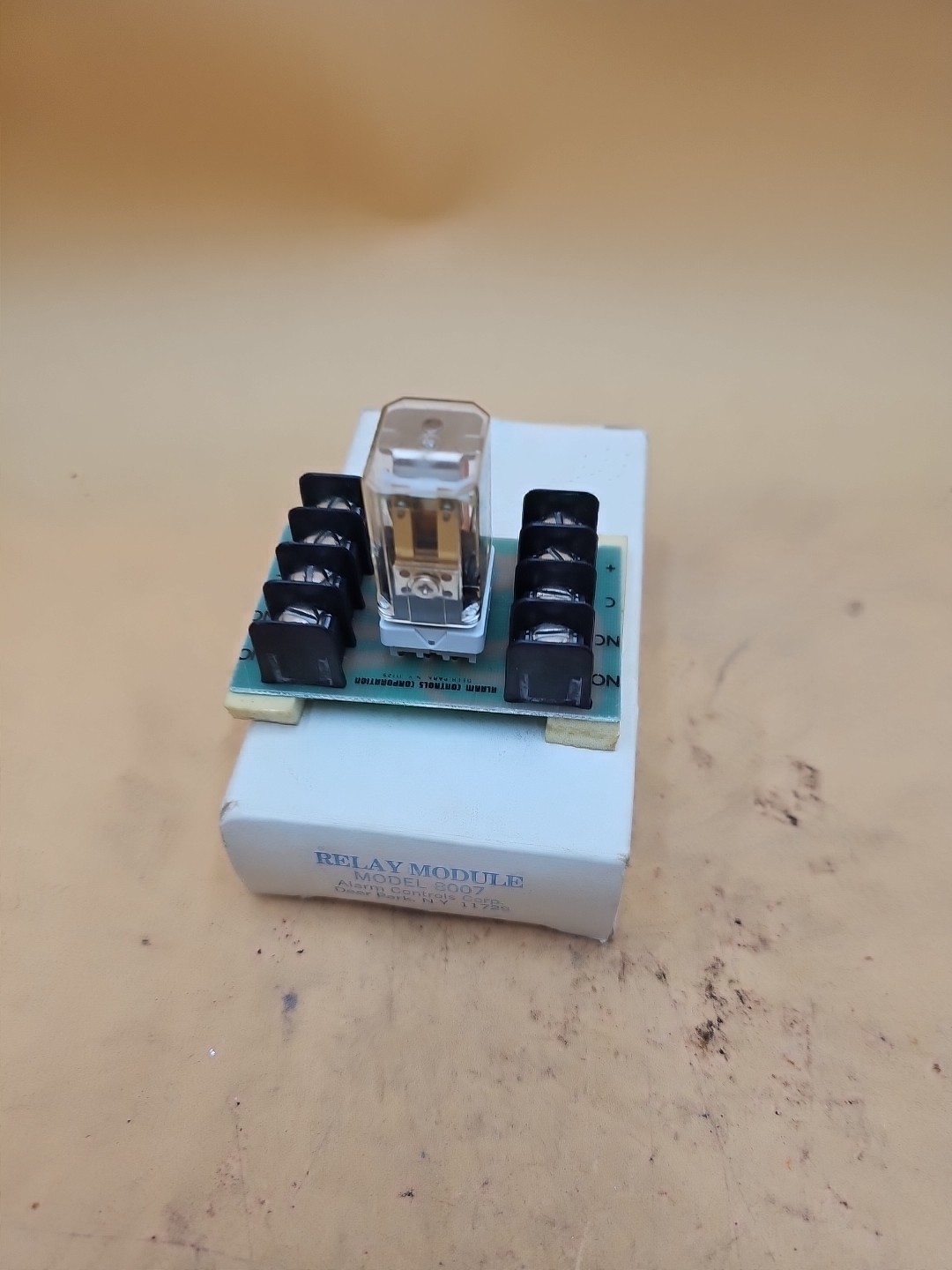 Alarm Controls Model 8007 Relay Base. American Zettler AZ420-C07-4WH Relay
