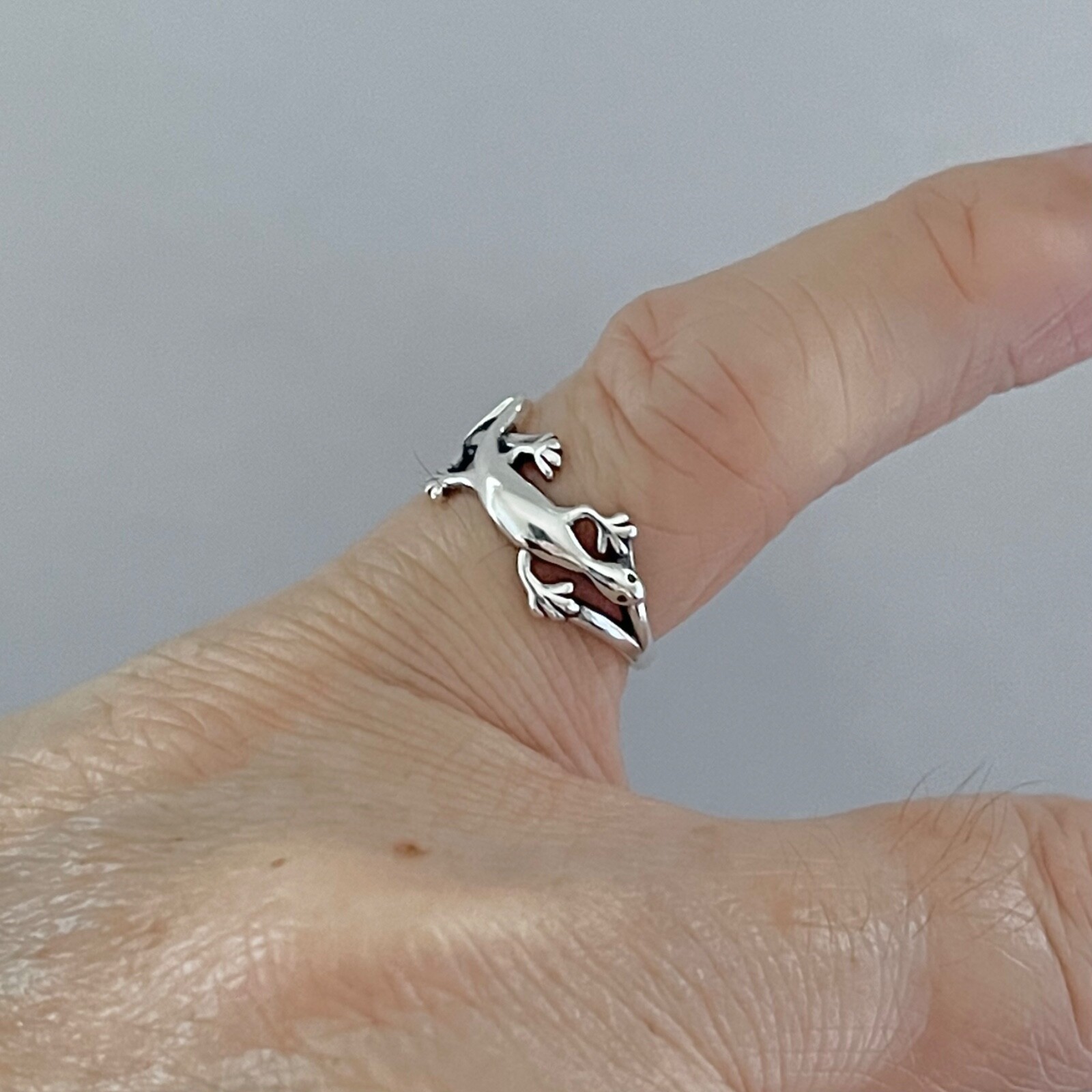 Sterling Silver Lizard Toe Ring, Silver Ring, Midi Ring, Gecko Ring, Animal Ring