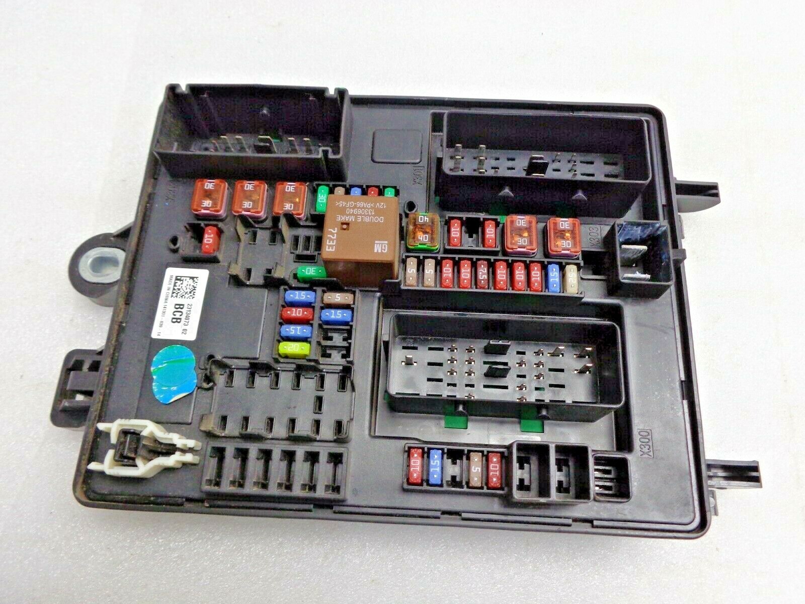 2014-2018 Cadillac CTS ATS  Electrical Multi Function Fuse Box 23134073 OEM #29A