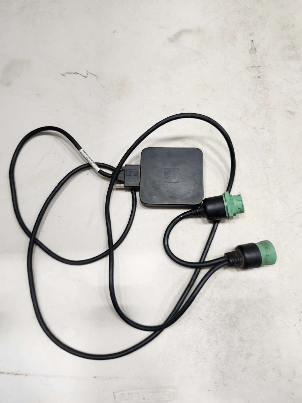 KEEP TRUCKIN  2C6002901 ELECTRIC LOGING DEVICE CABLE-3002 9 PIN TYPE 2 CABLE.