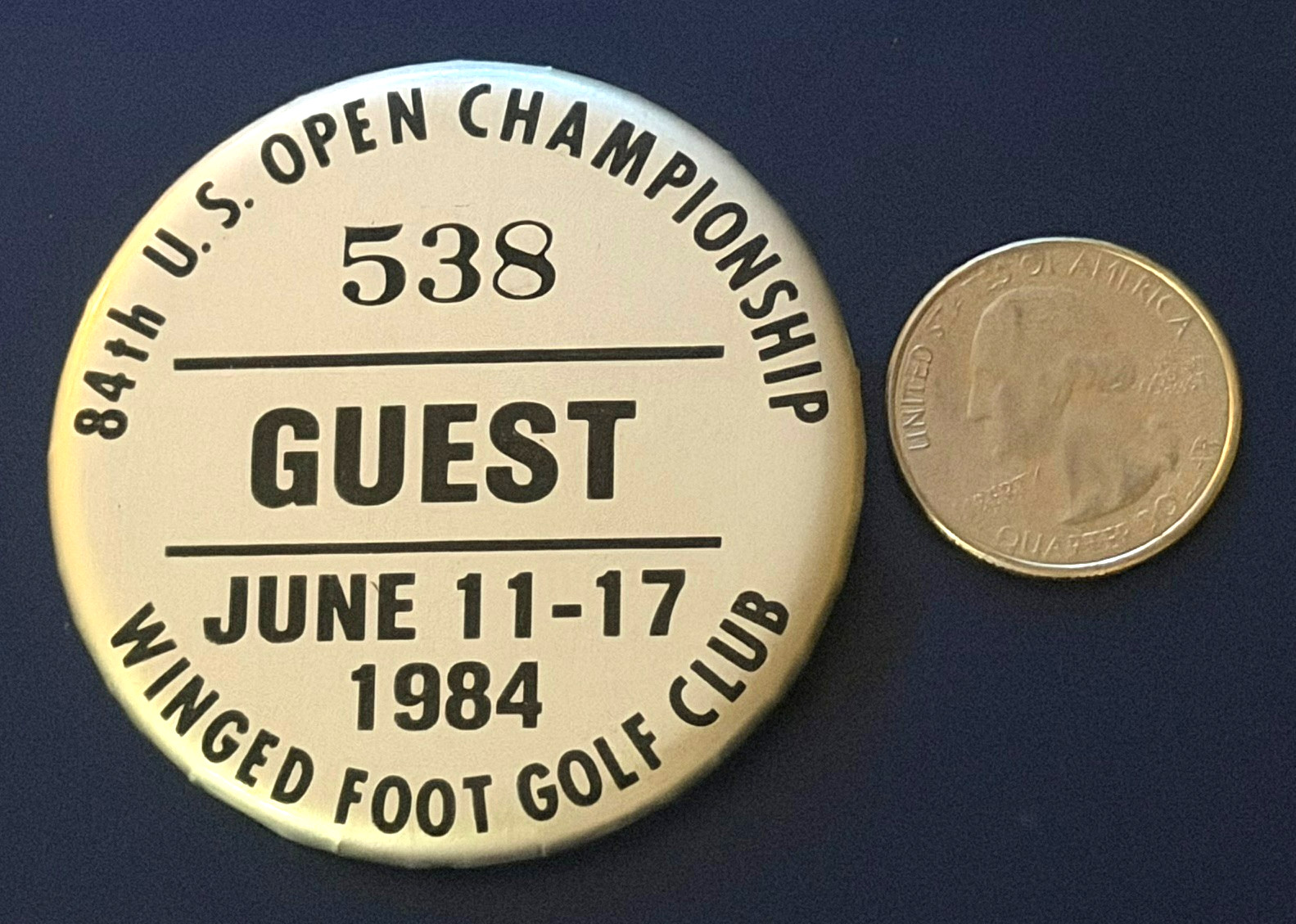 FUZZY ZOELLER WINS 2ND MAJOR 1984 U.S. OPEN GOLF PRESS PIN BADGE HALL OF FAME