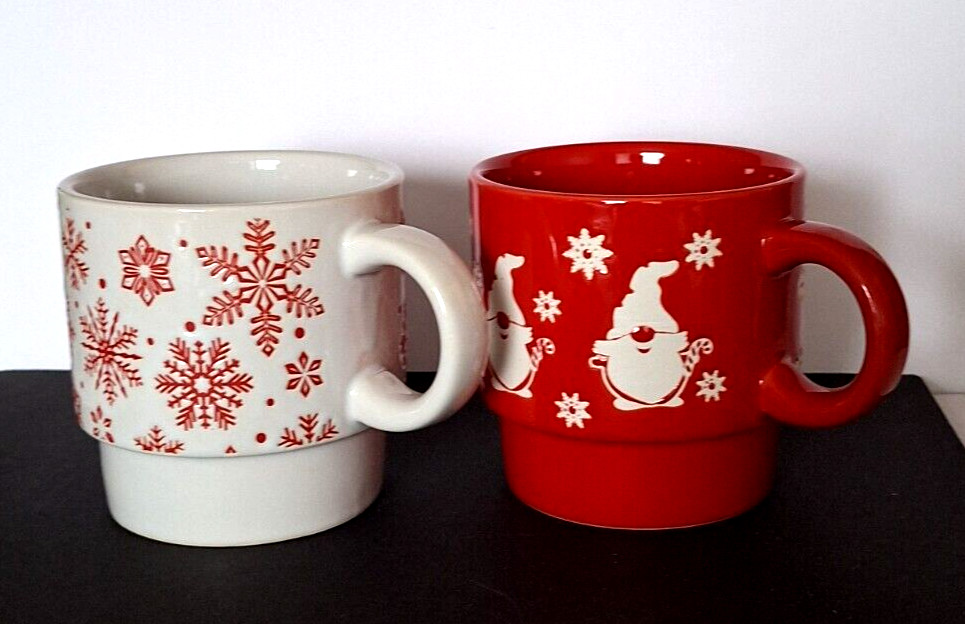 Christmas Mugs Lot of 2 Signature Stoneware 16 oz