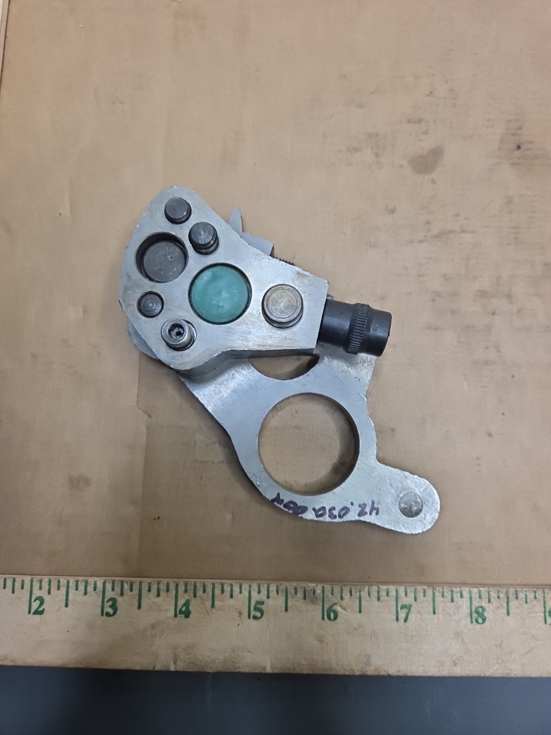 1 Dampening Bearing Support for Heidelberg GTO 46/52 D.S. Lower/Green 42.030.004