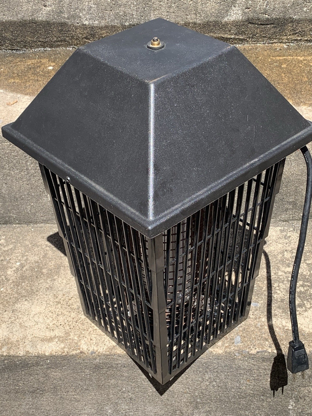 Vintage Sunbeam Bug Zapper Lantern Model 6386 (Tested) Double Bulb (Extra Bulb)
