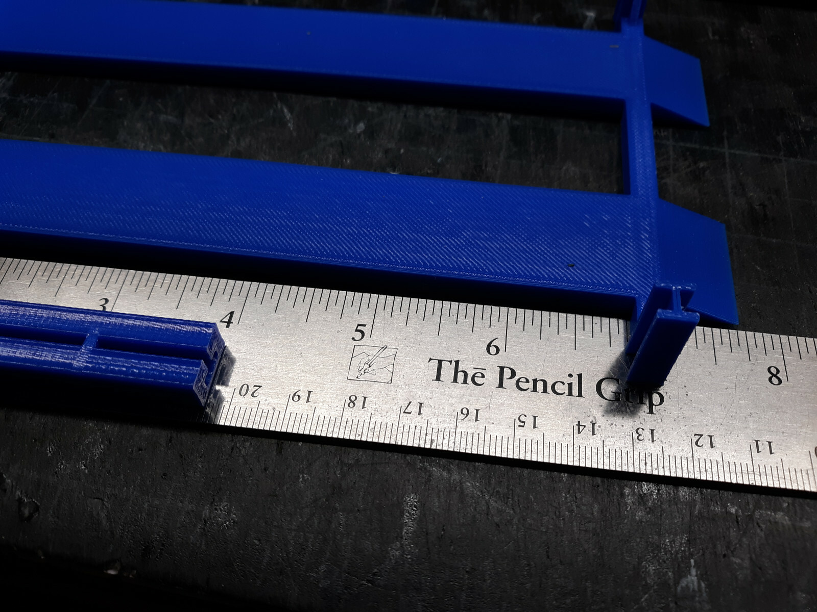 4 post model car lift 1:24 1:25 scale KIT Diorama Assembly required