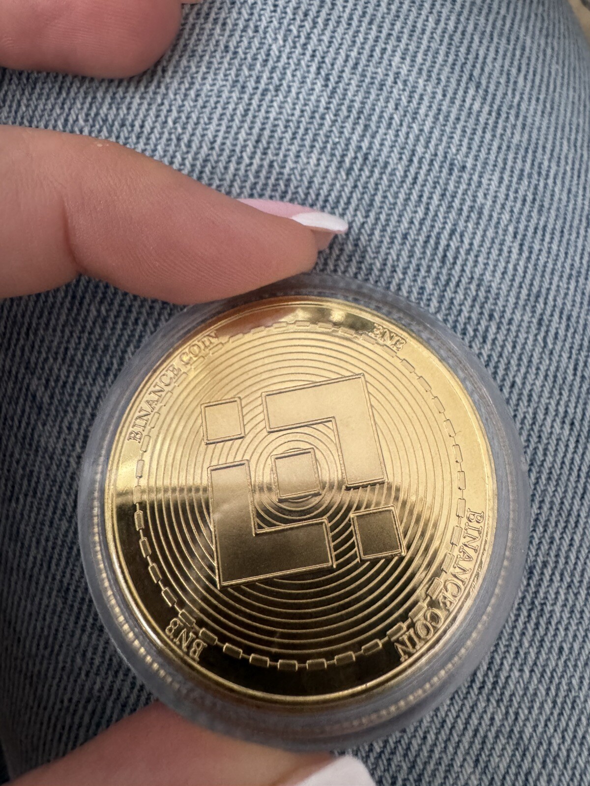 Binance Physical Coin Golden Color Plastic Protective Case Crypto Gift