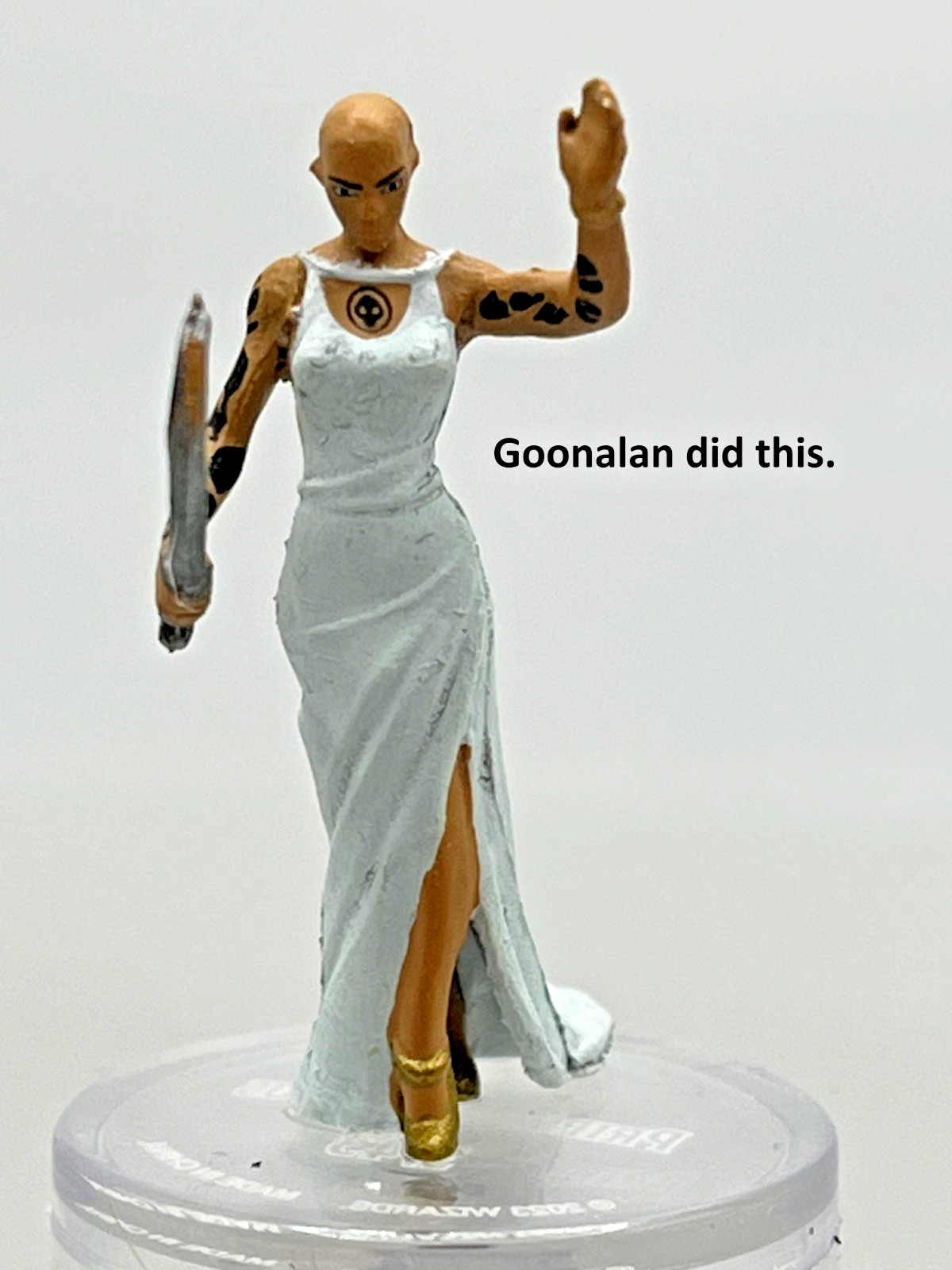 D&D Pathfinder Mini Sand & Stone 03 Priest of Osybus Tattooed Priestess