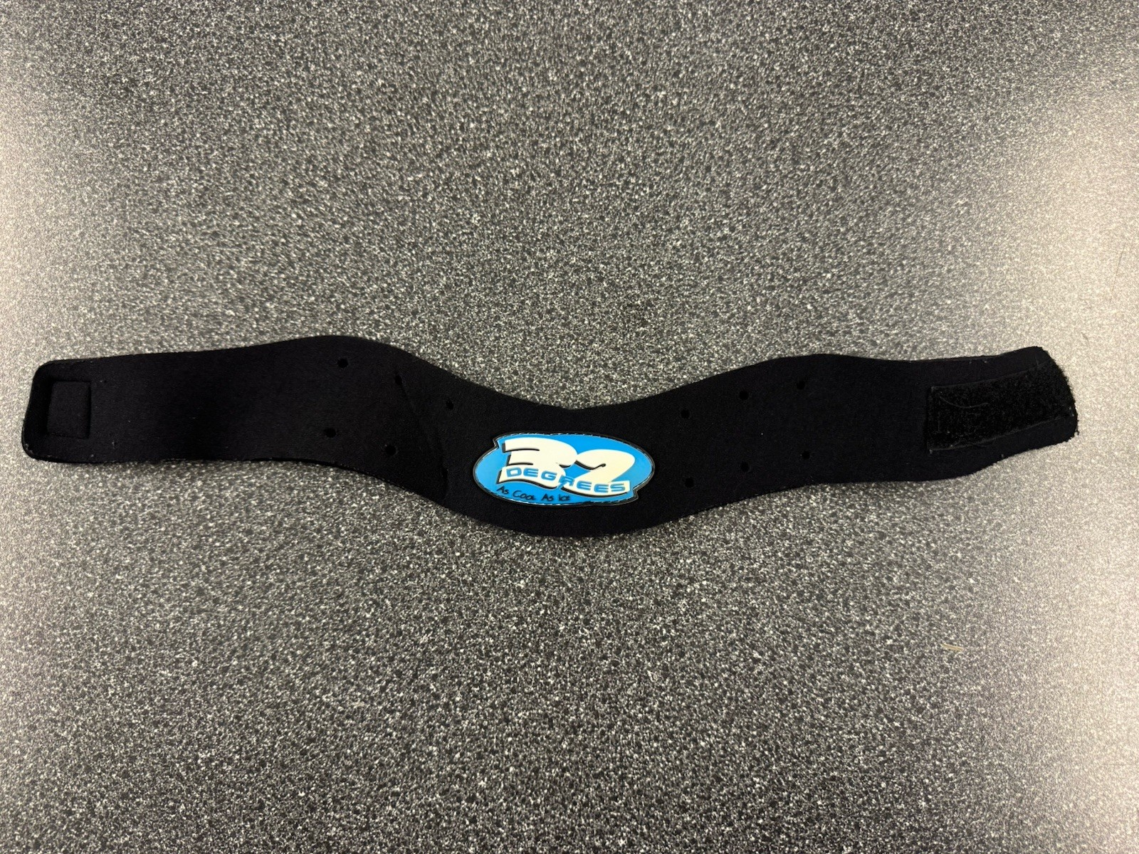 32 Degrees neoprene neck protector.  OSFM.