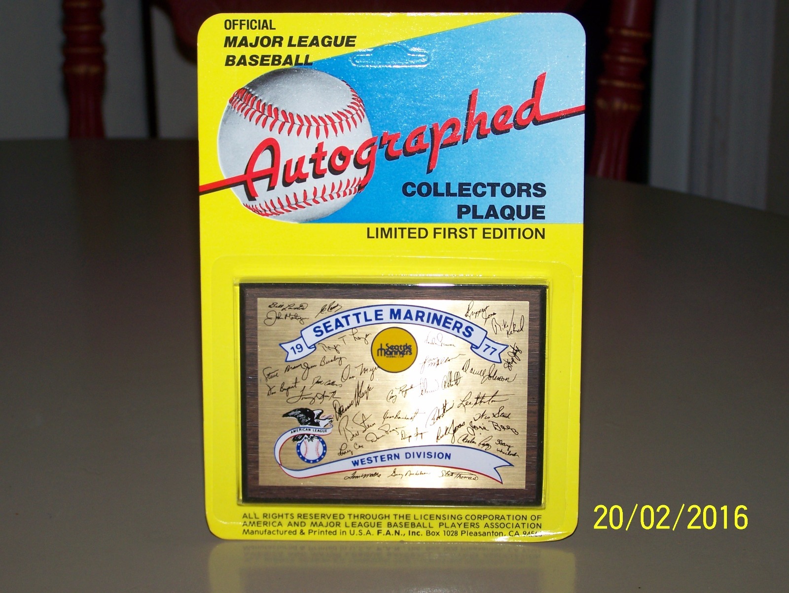 Seattle Mariners 1977 Plaque Vintage 4" x 3" Facsimile Team Auto NEW First Year