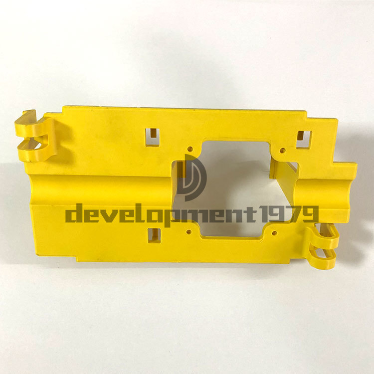 ONE NEW FOR FANUC A230-0648-X003 housing