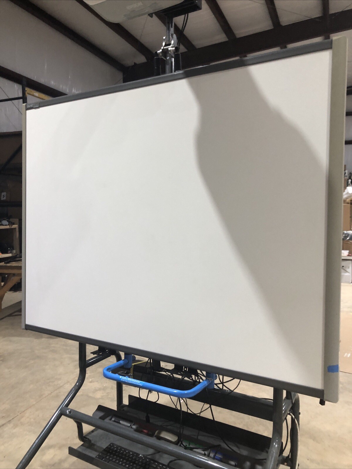 SMART Board SB680 77" Interactive Whiteboard In Excellent Condition With Pens