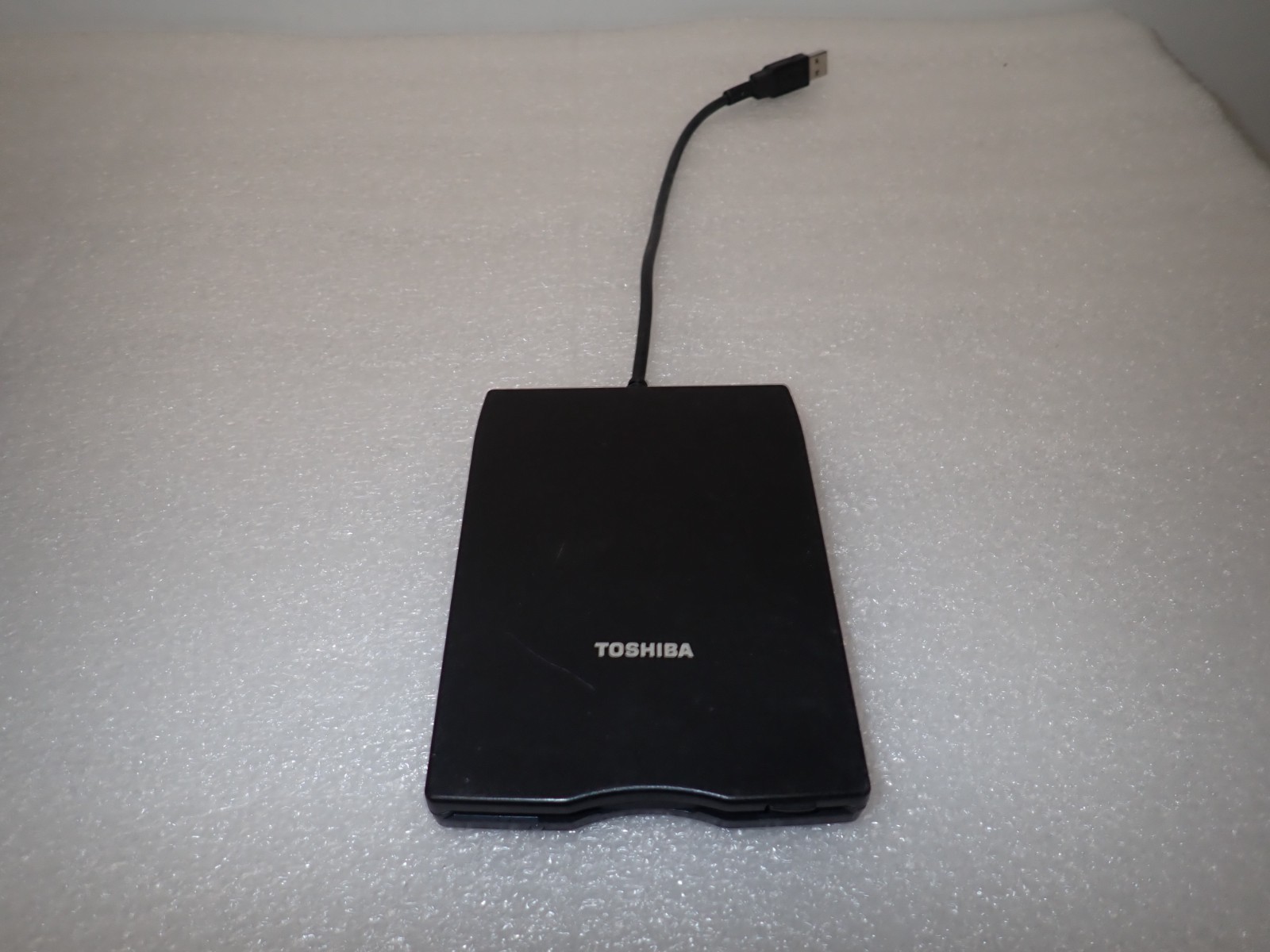 Toshiba  PA3109U-1FDD USB  External Floppy Drive Wired Disk FREE SHIPPING
