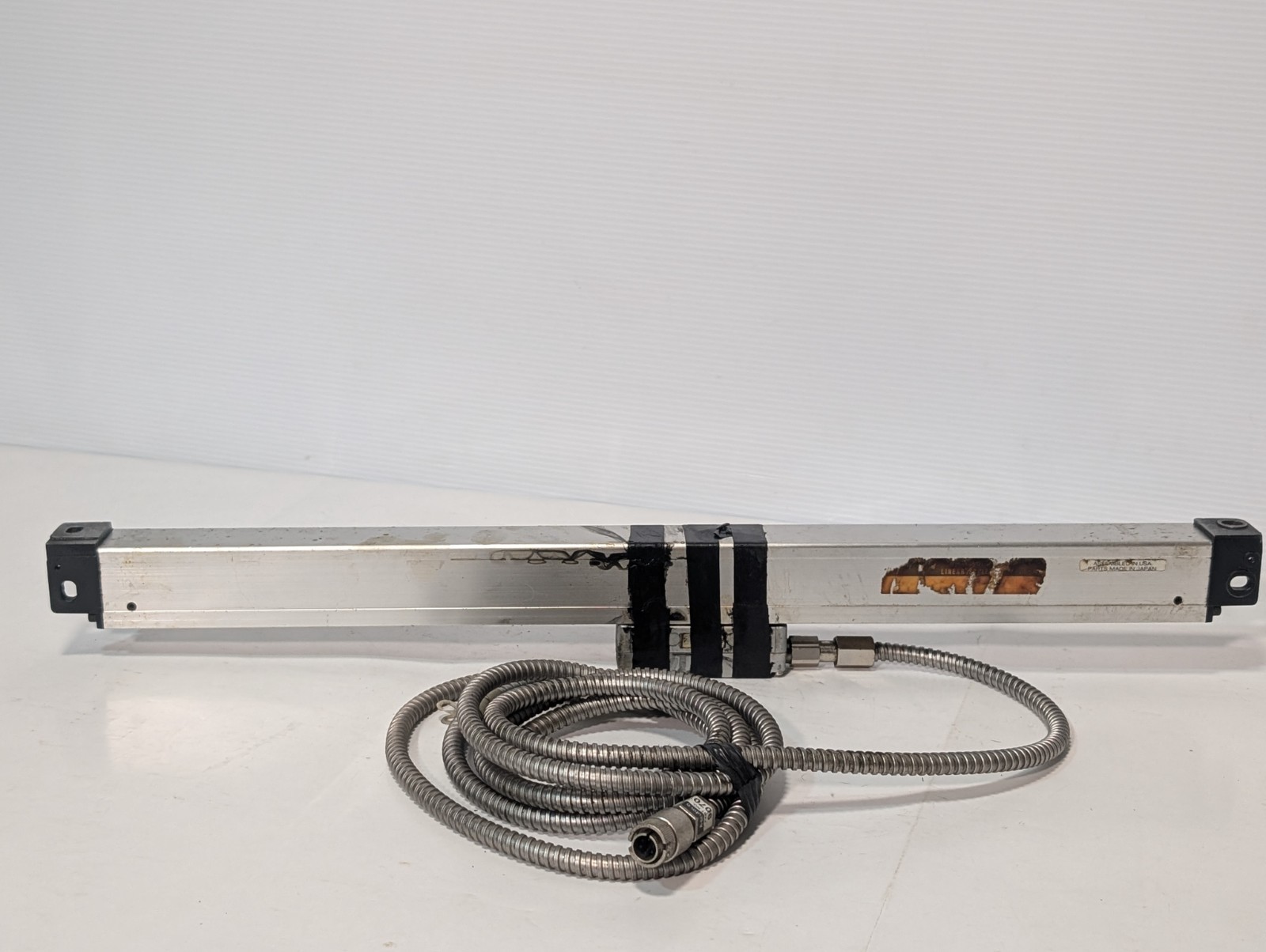 Assorted Mitutoyo linear encoder scale components, sensor cable *FOR PARTS*