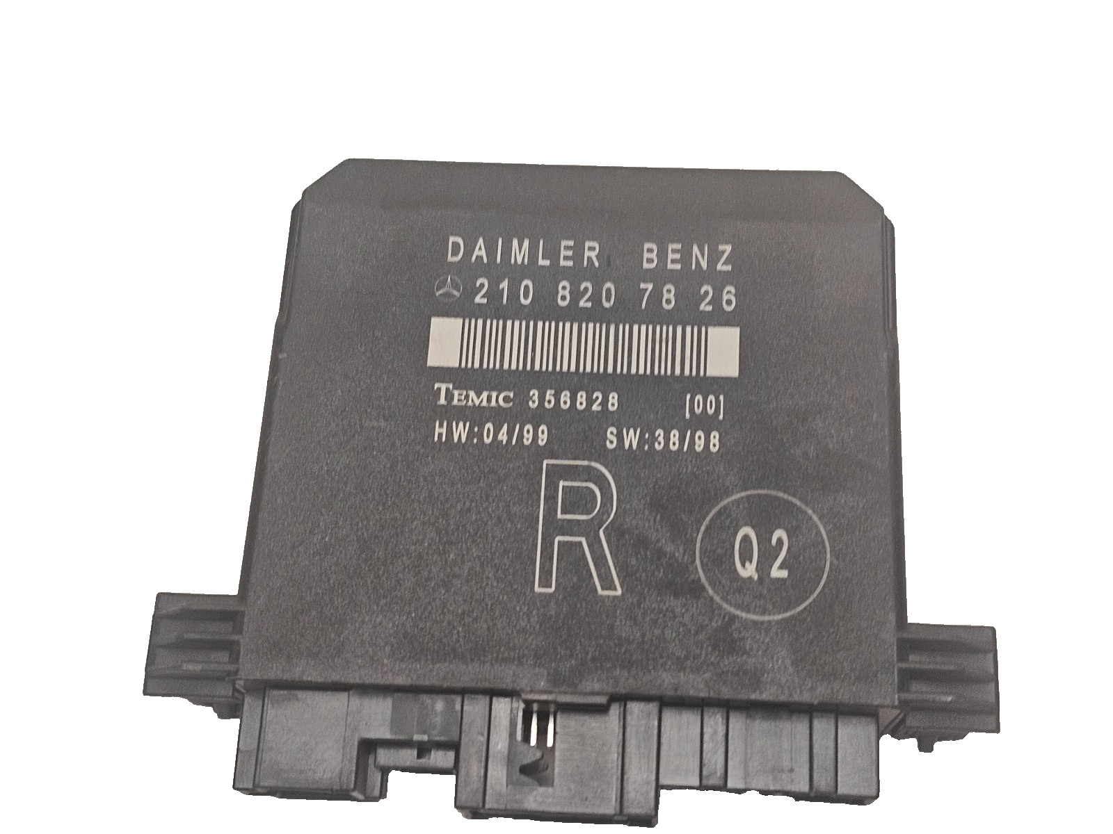 1998 - 2003 Mercedes Benz E Class W210 Door Control Module Front 2108207826 OEM