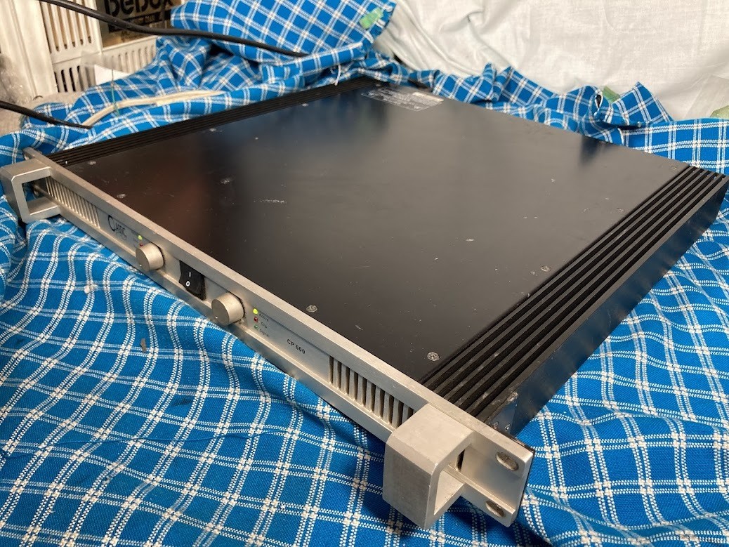 CLASSIC PRO CP600 Power Amplifier 200W 8 Ohm 1U Rackmount Analog