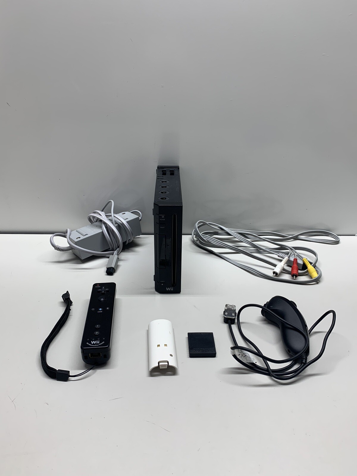 Nintendo Wii Console System Rvl-001 Black GameCube Compatible Memory Card 251