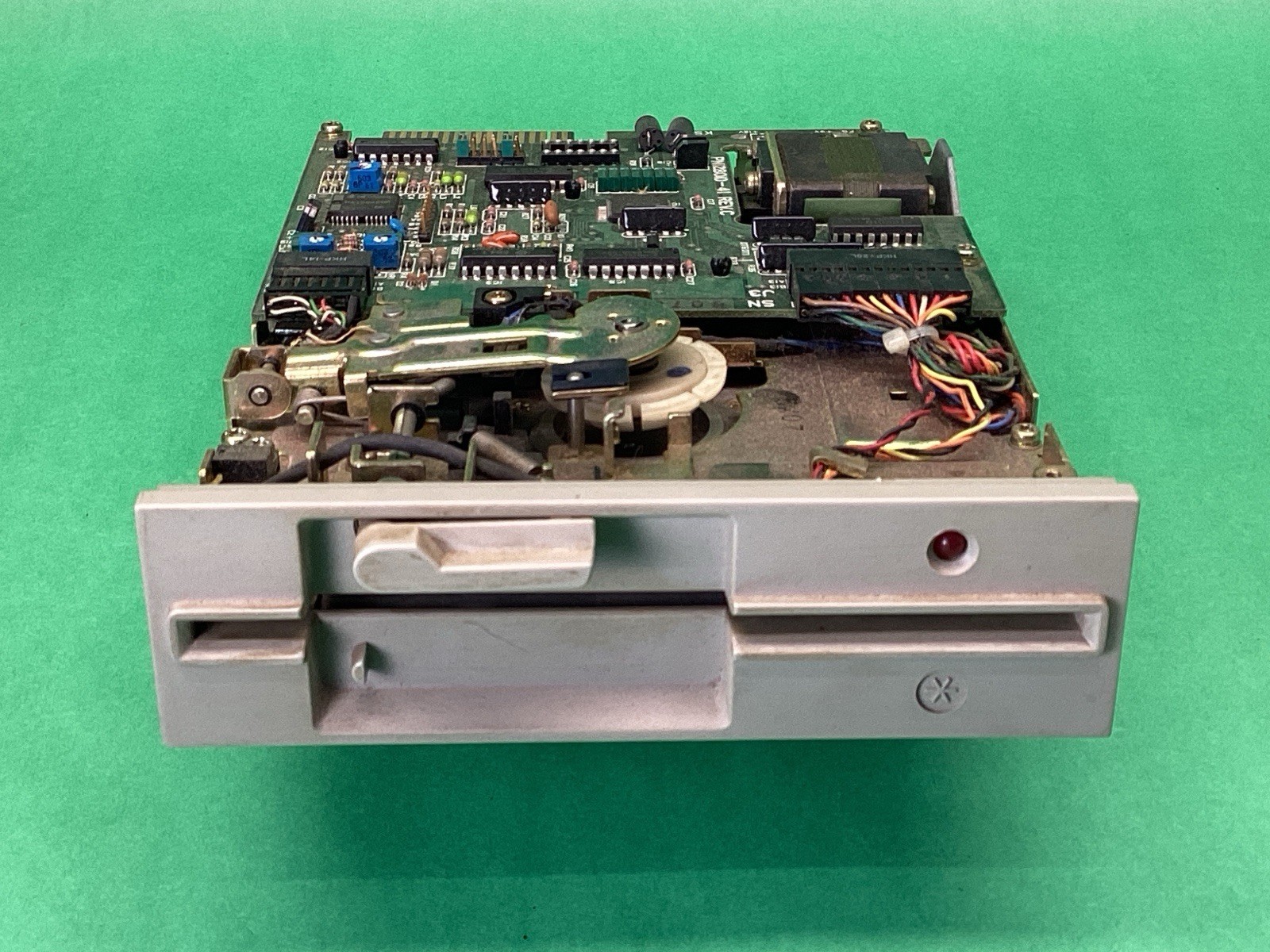 IBM YD-580 Half Height 5.25" Floppy Disk Drive 320KB 360KB - BEIGE - UNTESTED