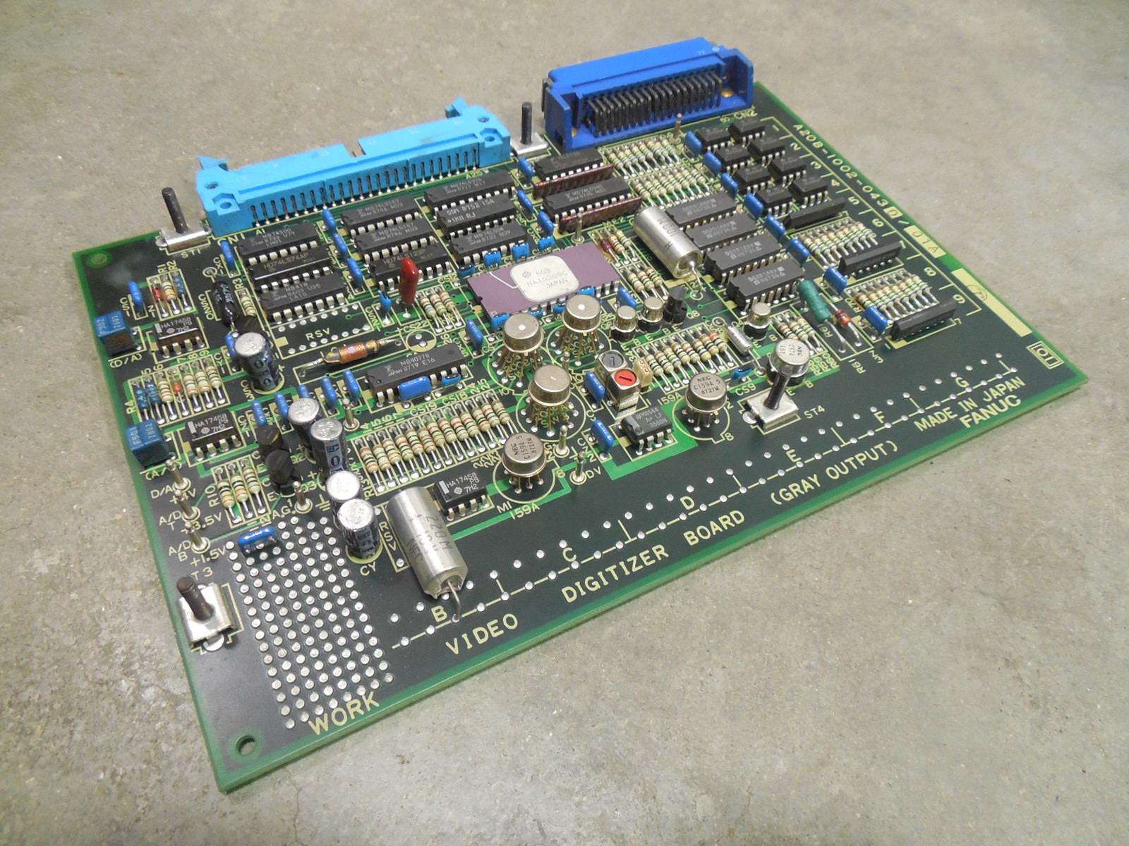 USED Fanuc A20B-1002-0430/01A Video Digitizer Board