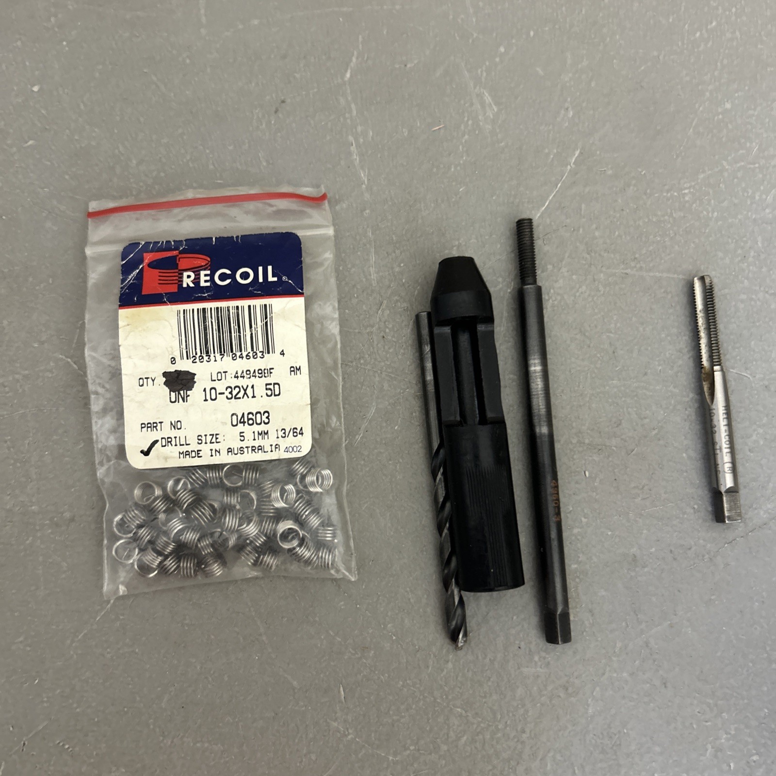 HeliCoil Thread Repair Kit 4952-3 Partial kit with Thread inserts 1.5D About 30