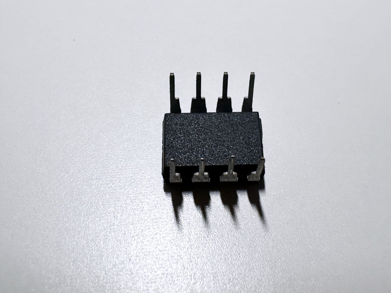 2PCS MC1403P1 ONSEMI 2.5V Precision Voltage Reference IC 10mA DIP-8